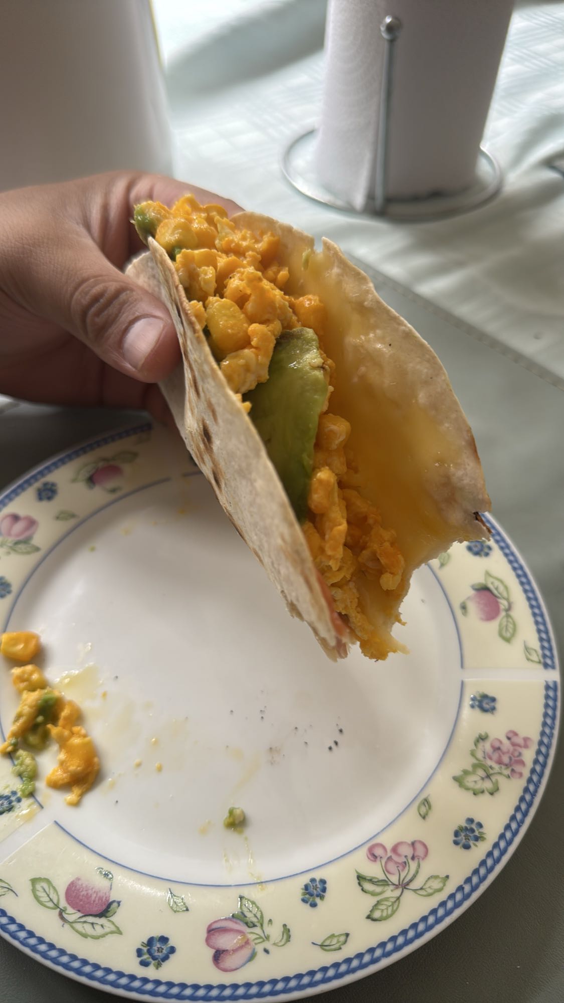 Taco de huevo y aguacate