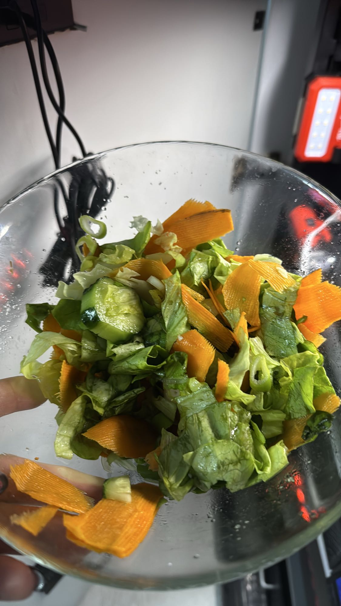 Salată verde cu morcov