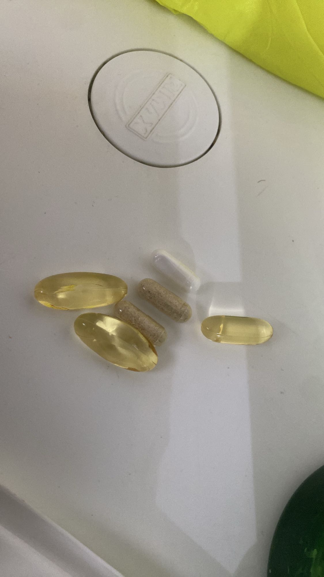 suplementos y cápsulas