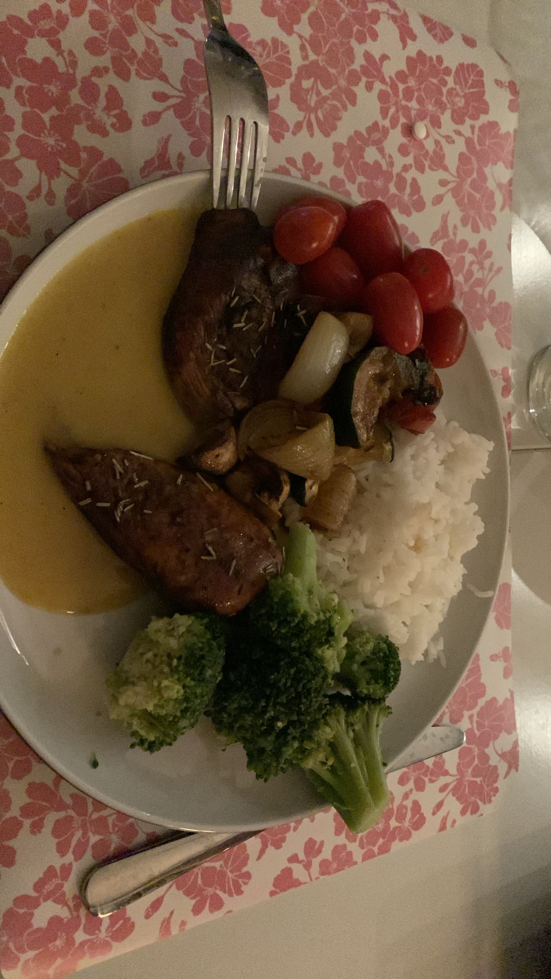 Kyckling med ris och grönsaker