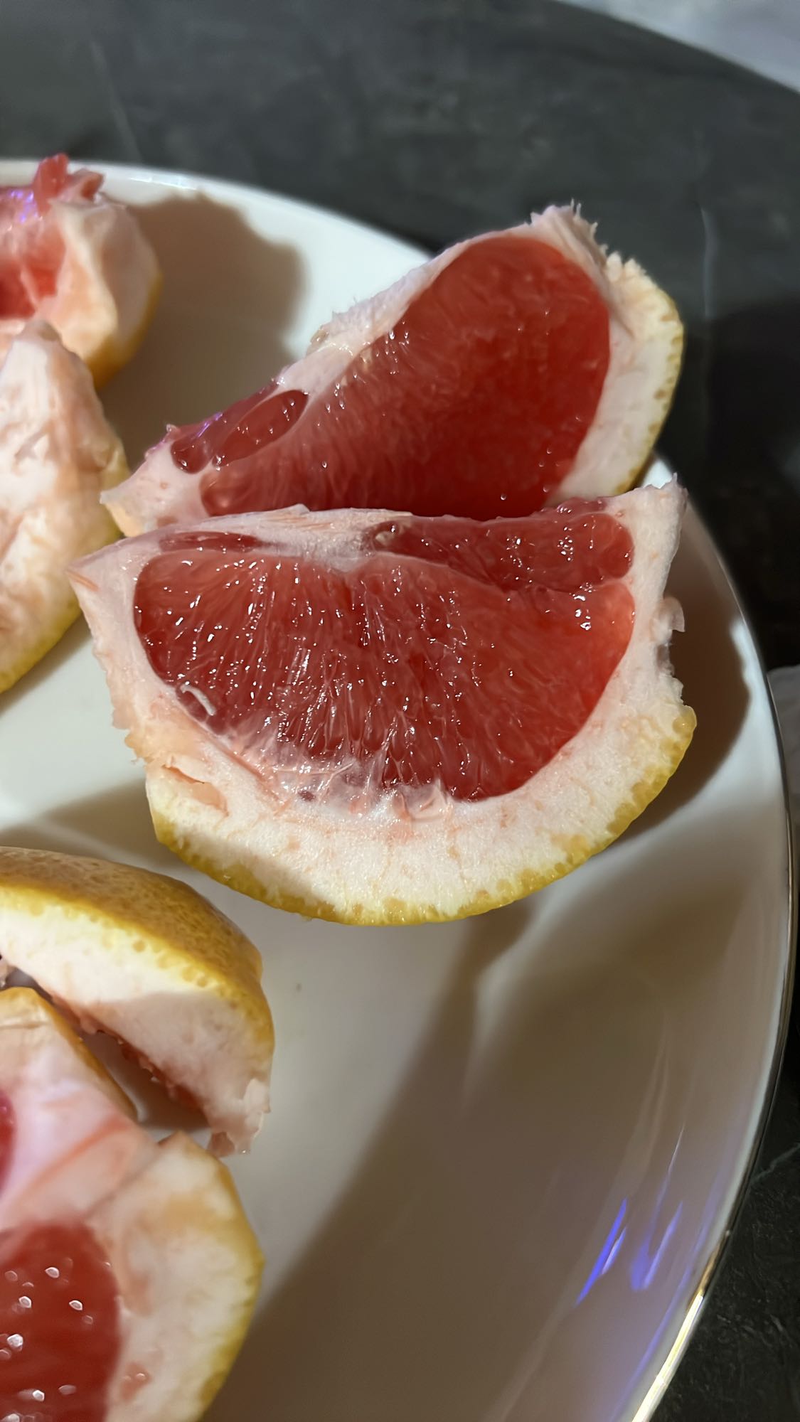 Rode grapefruit partjes