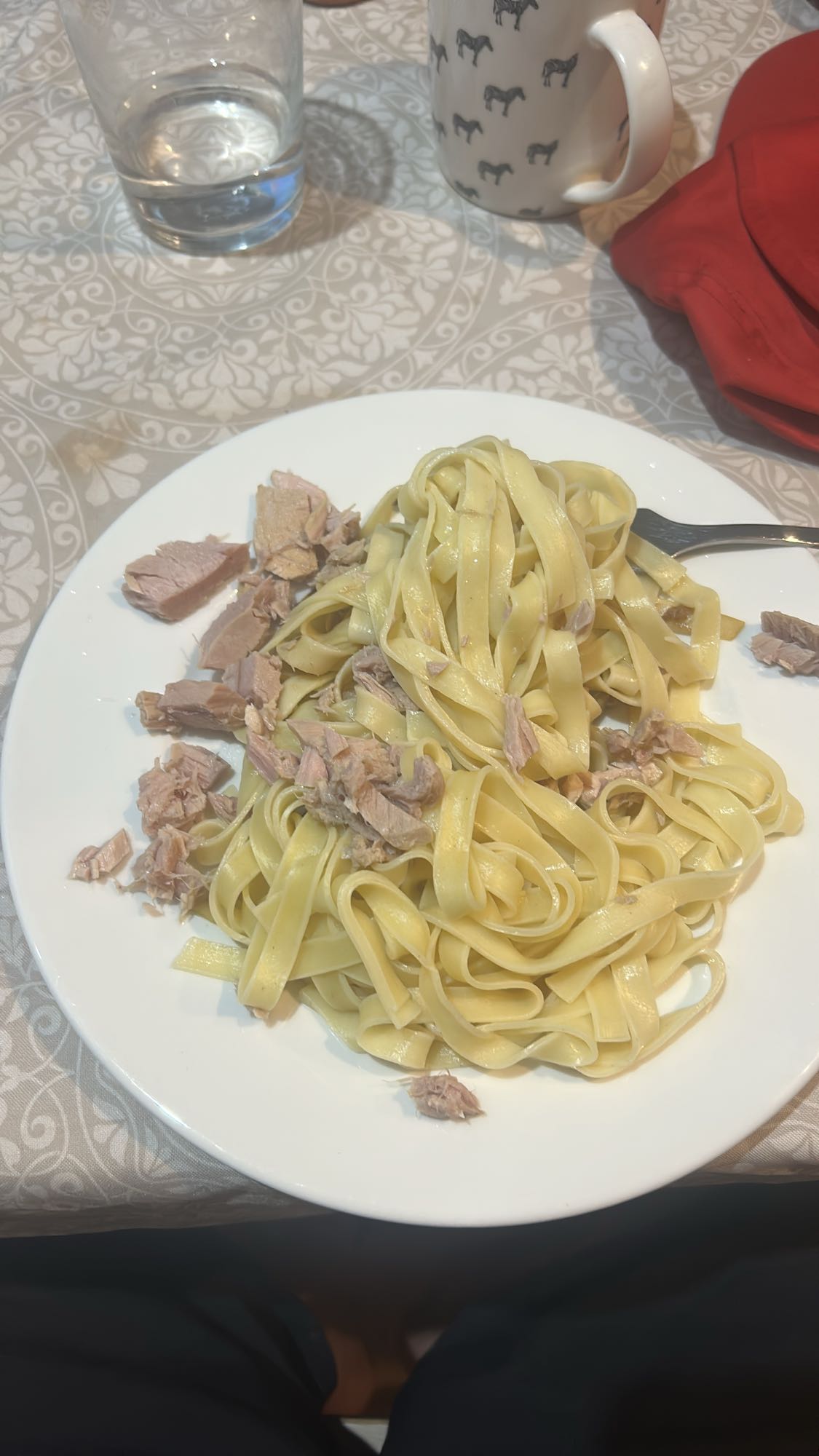 Pasta con atún