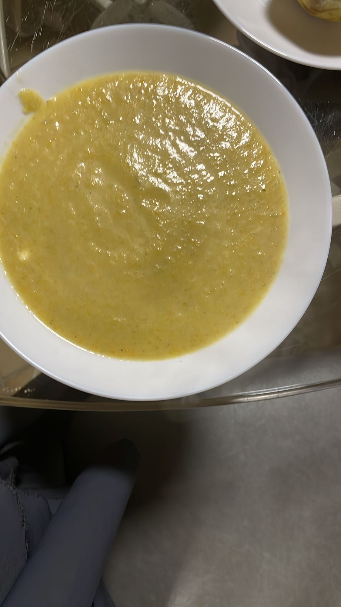Soupe de légumes mixés