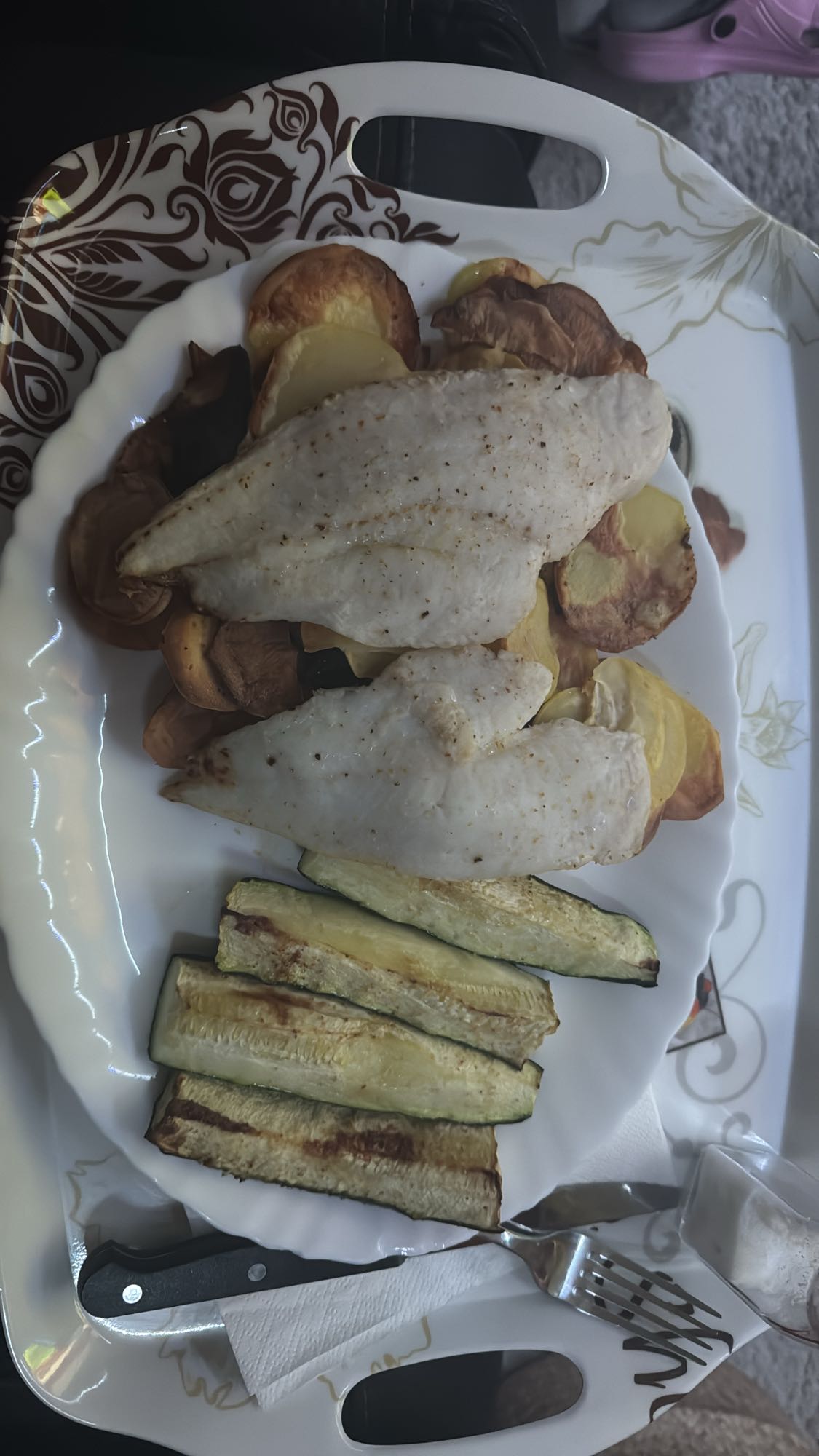 Pescado con verduras asadas