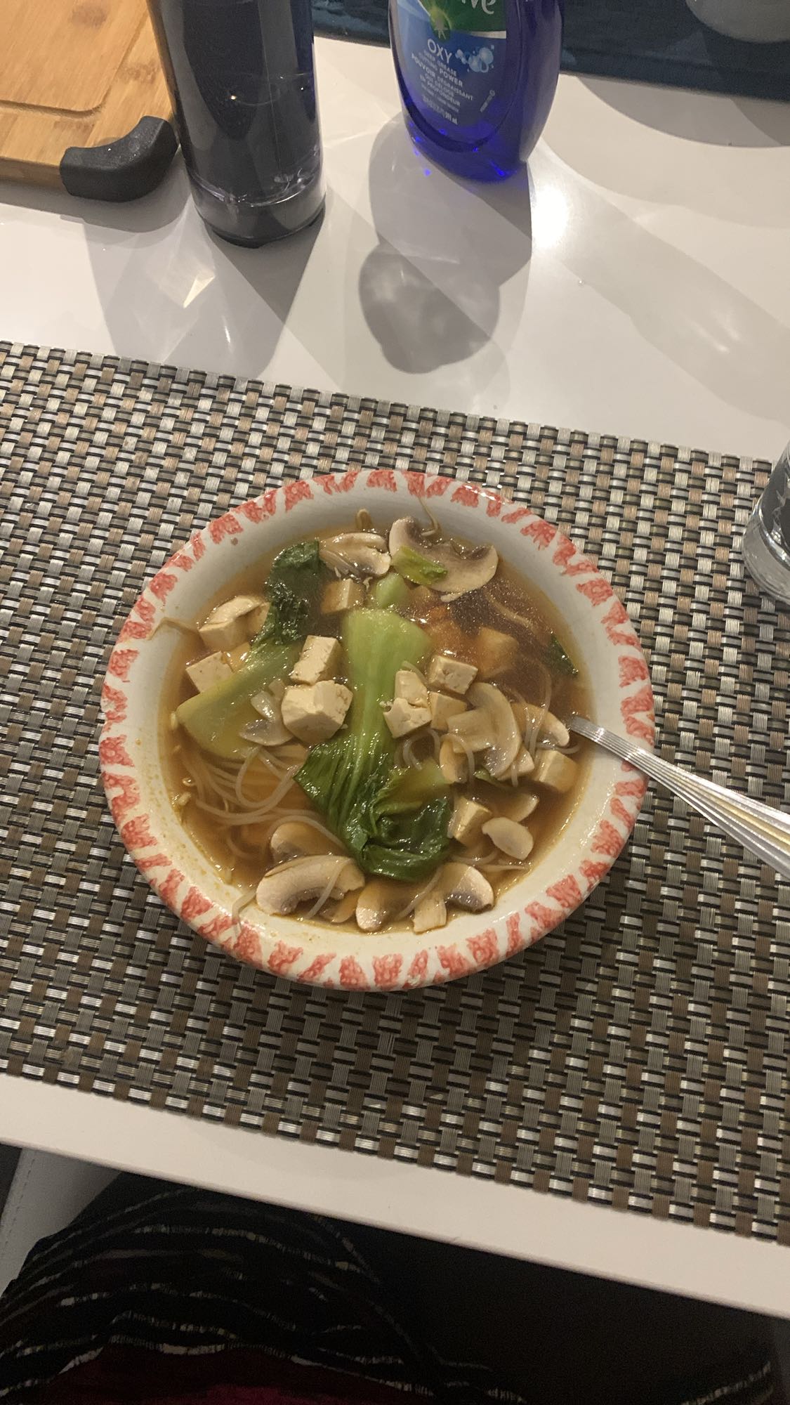 Soupe nouilles tofu légumes