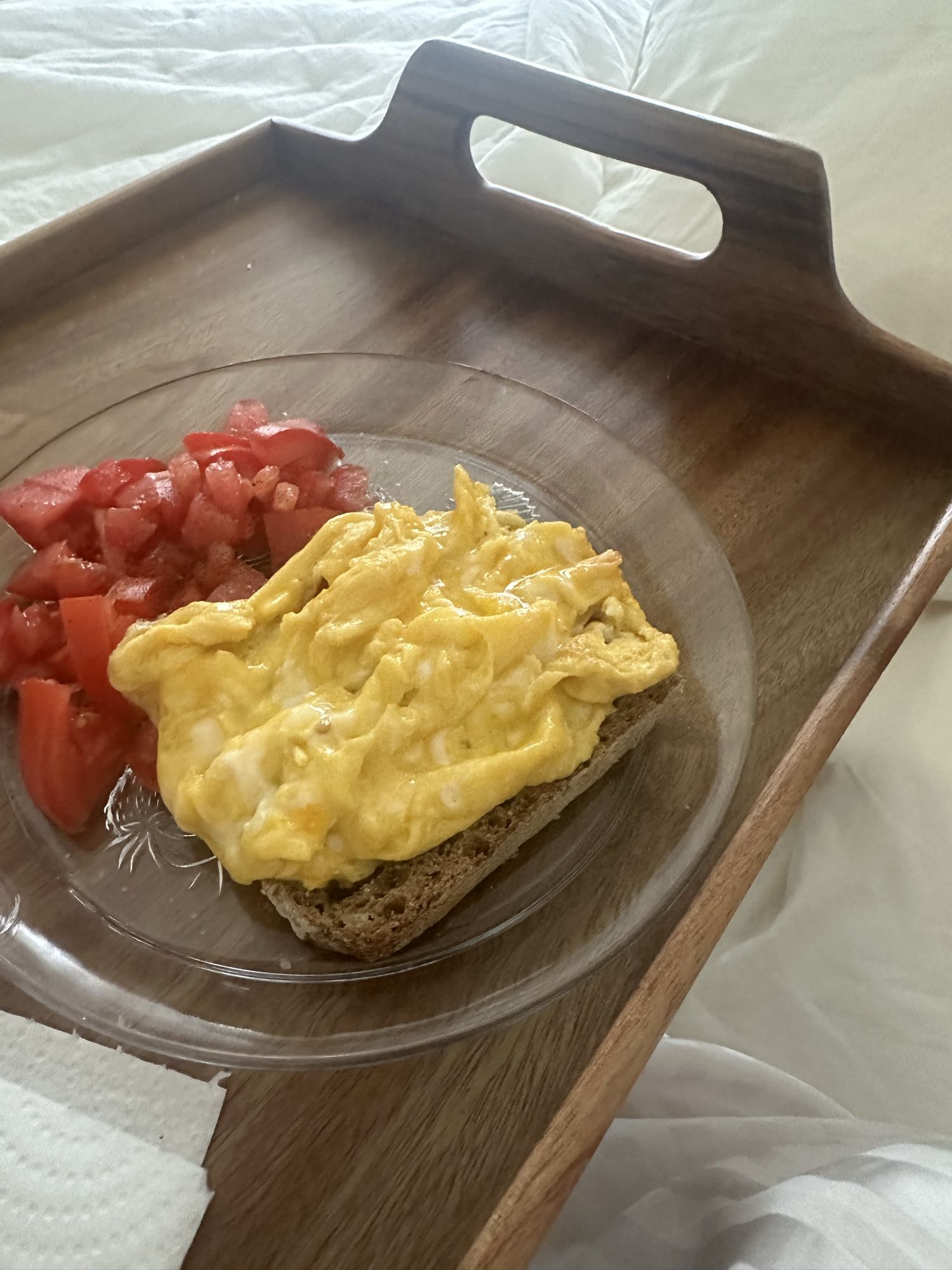 Huevos revueltos con pan