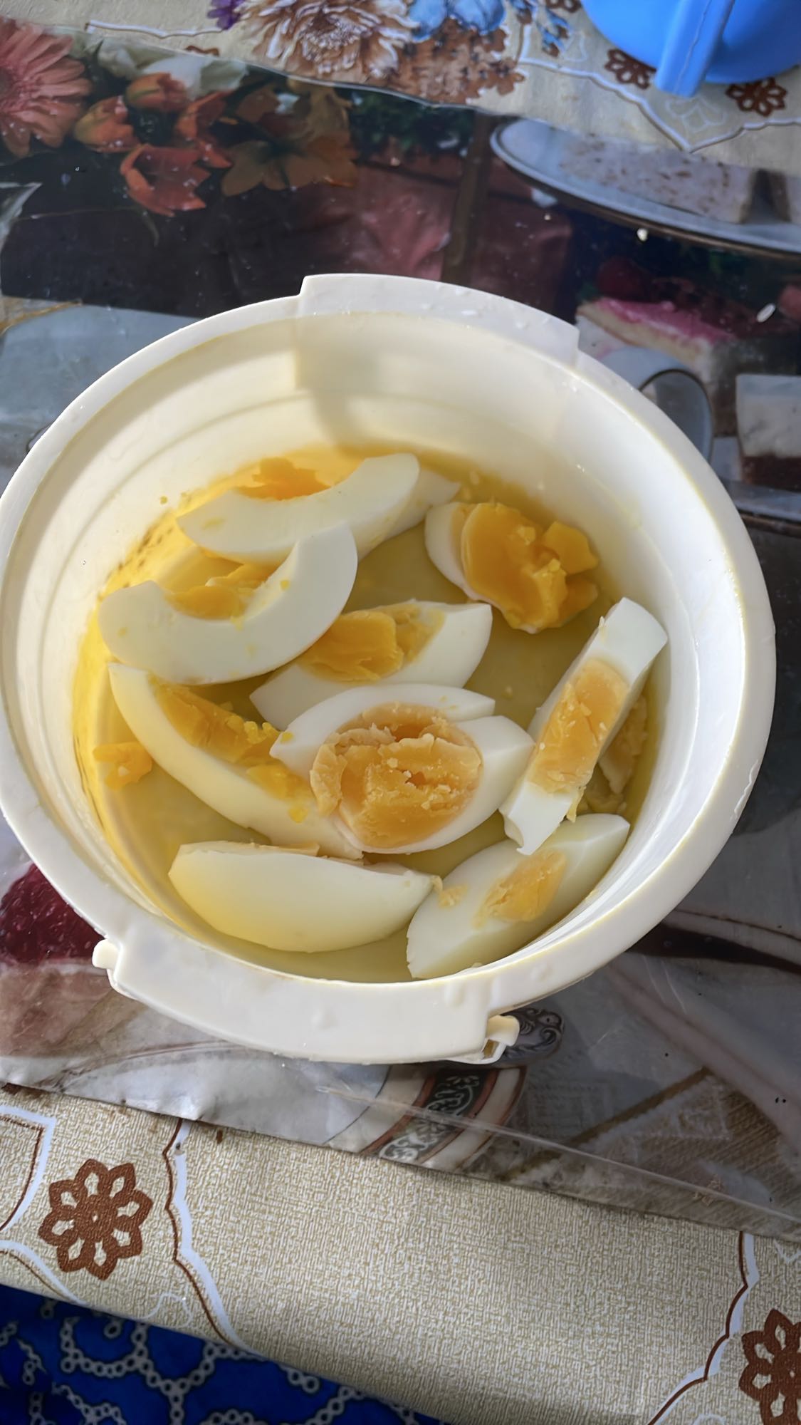 Oeufs durs tranchés