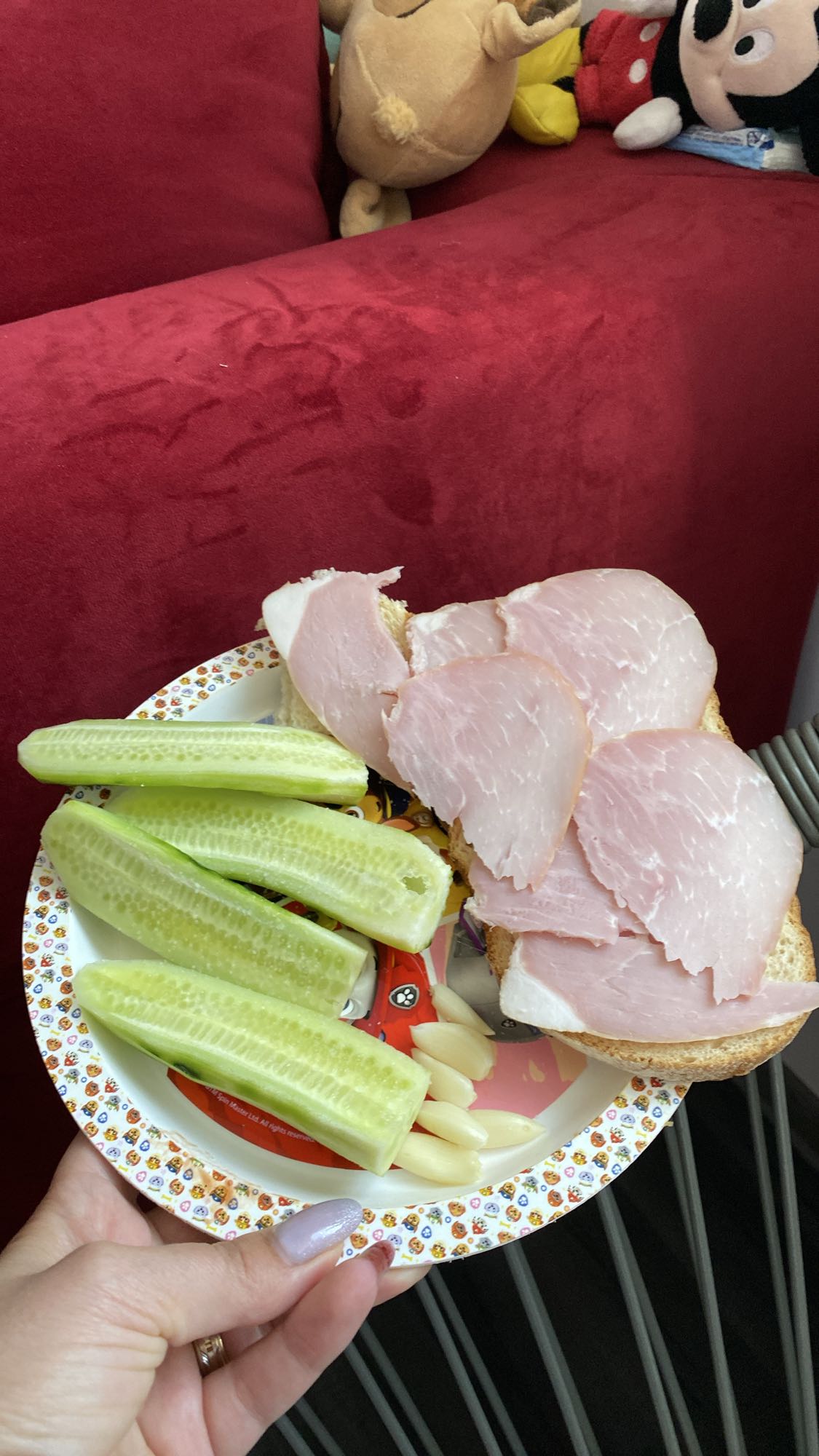 Sandviș cu castraveți