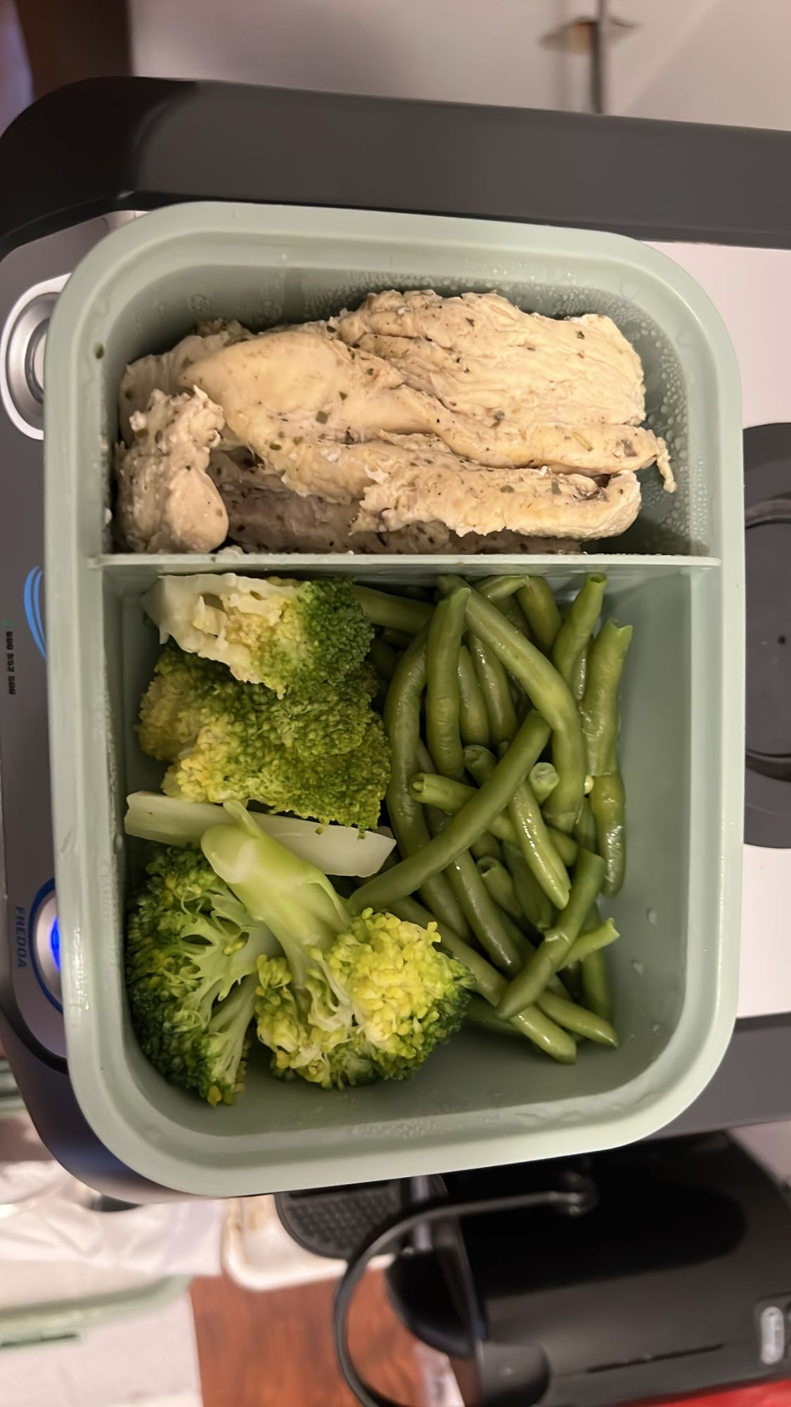 Chicken, Broccoli & Beans