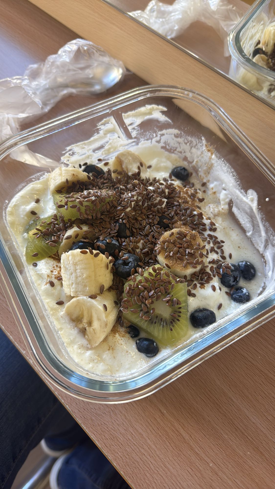 Yoğurtlu Meyve Kasesi