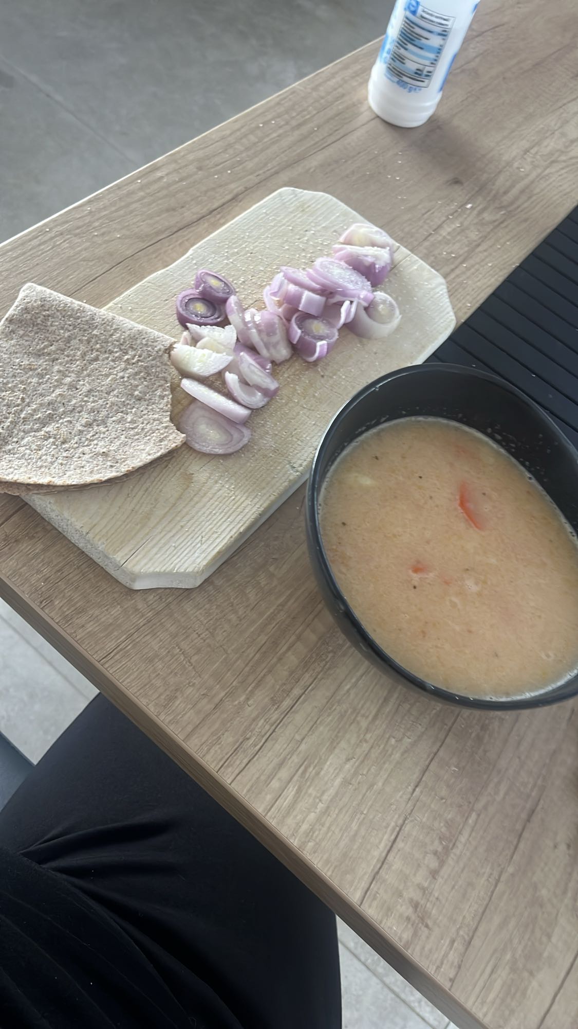 Supă cu pâine și ceapă