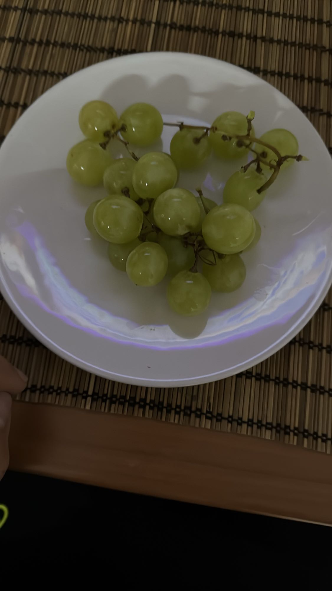 uvas verdes frescas