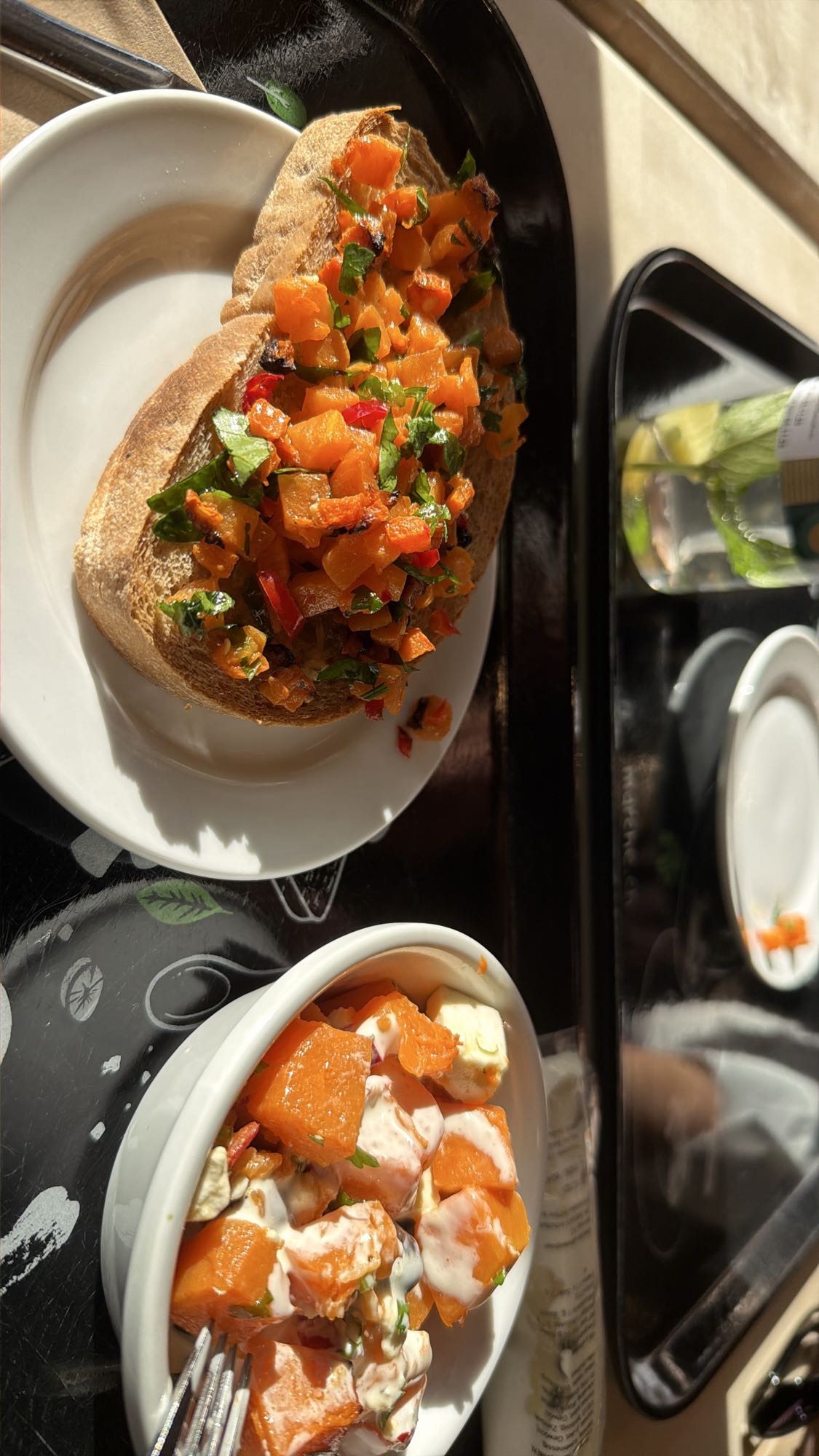 Bruschetta mit Kürbis-Salat