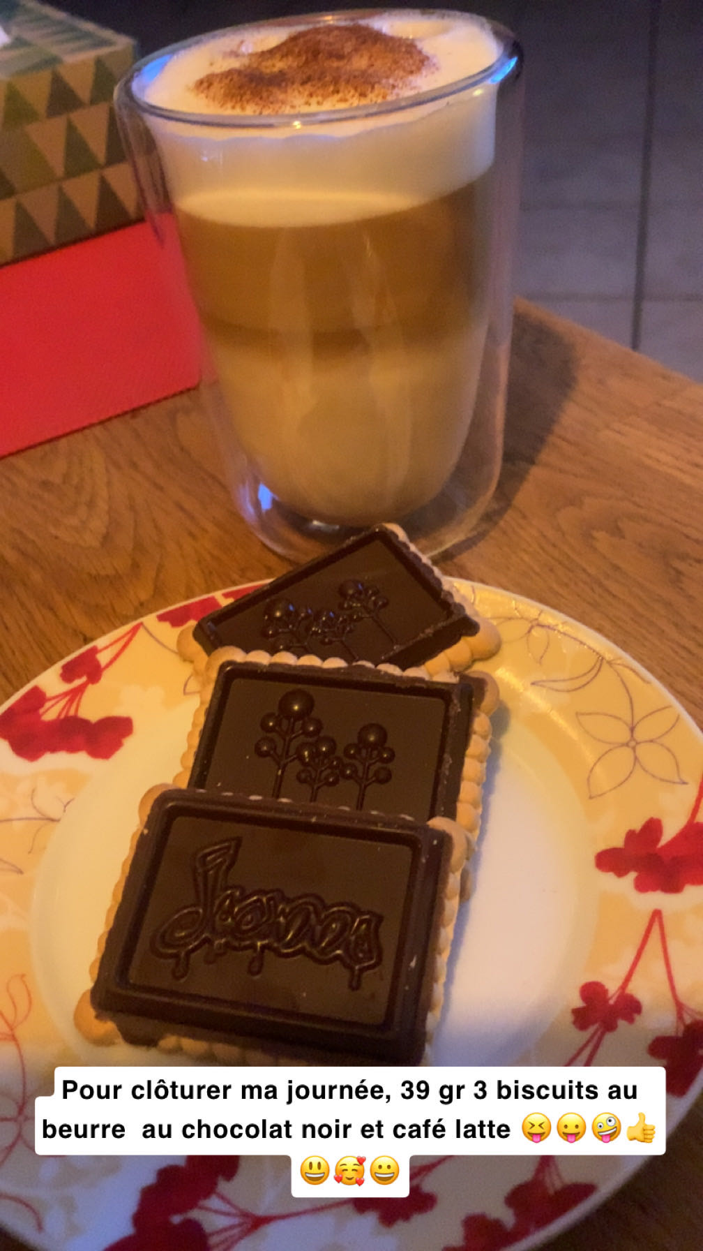 Biscuits et café latte