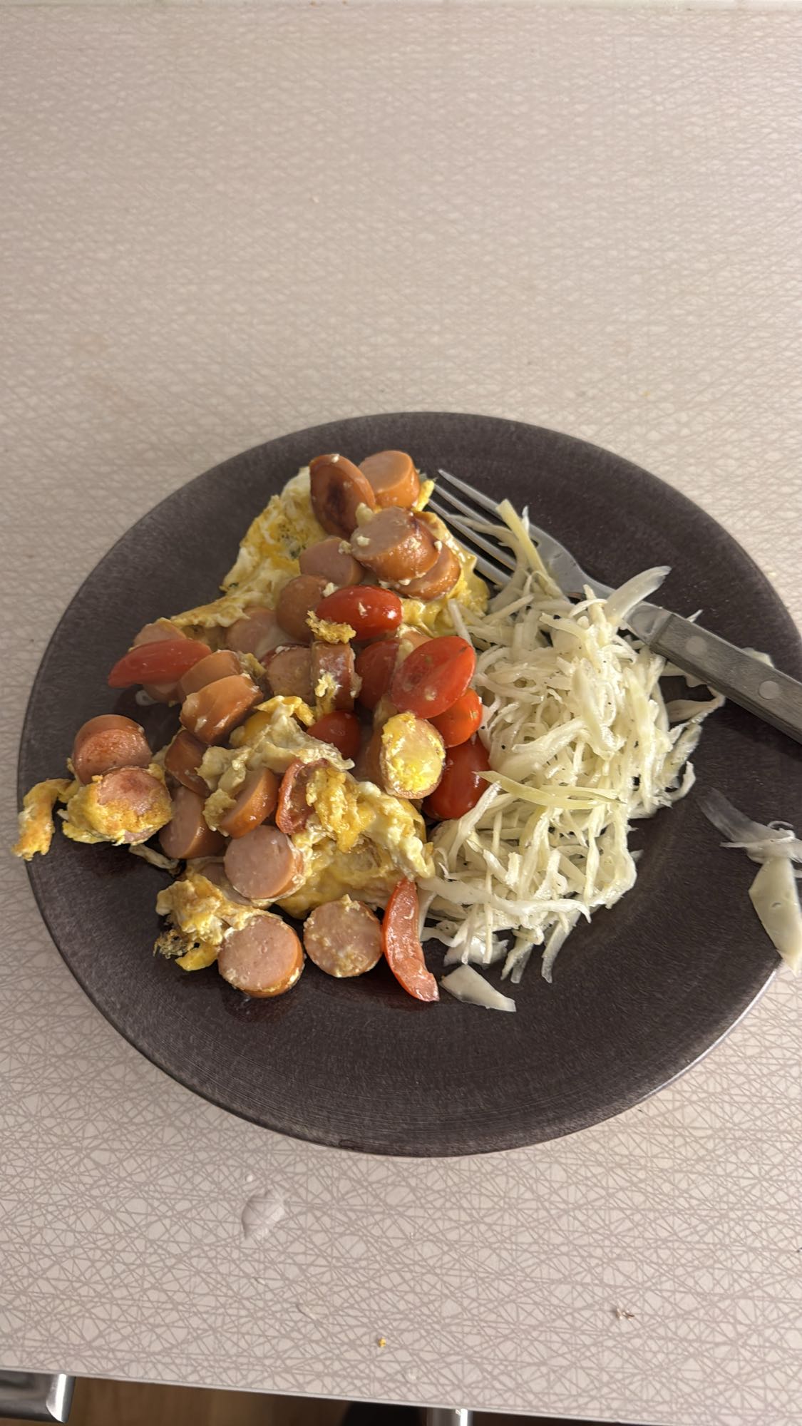 Korvomelett med kål