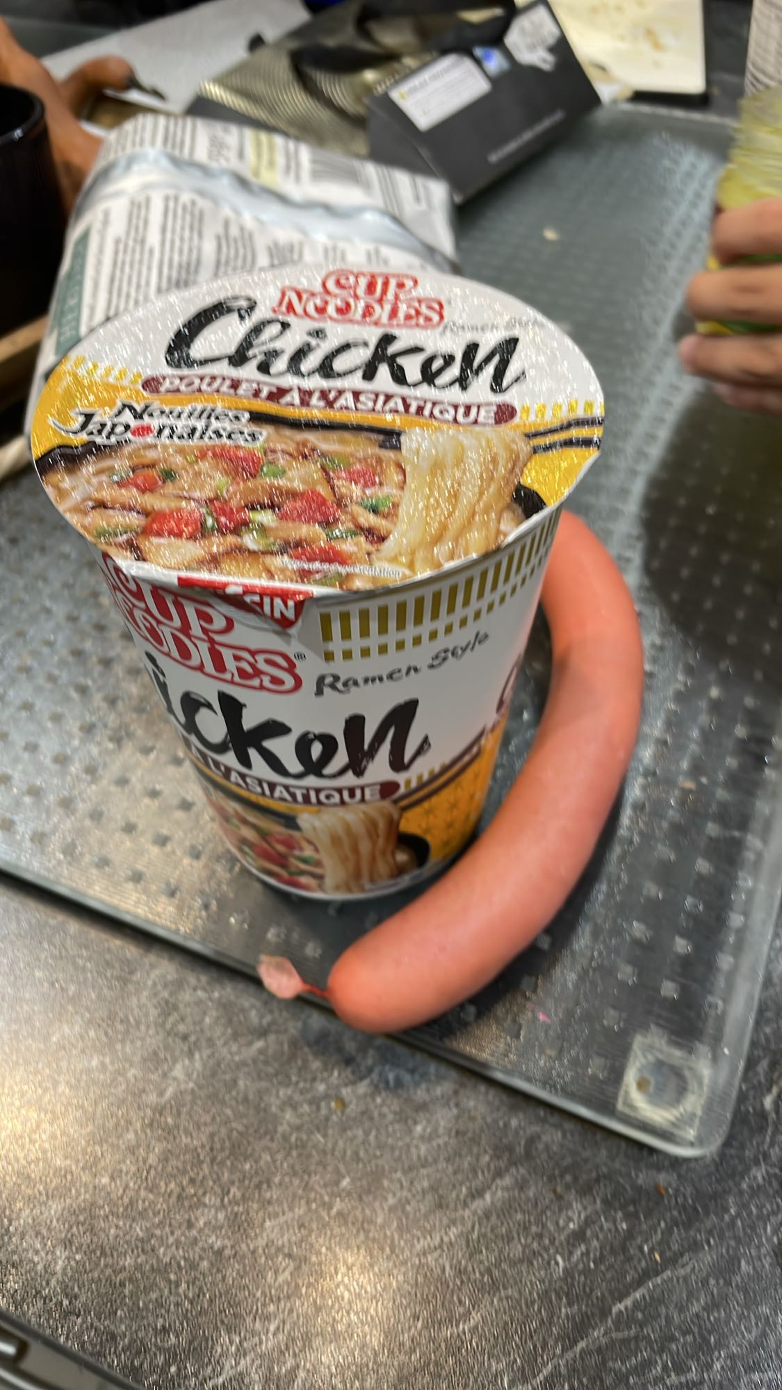 Nouilles poulet + saucisse