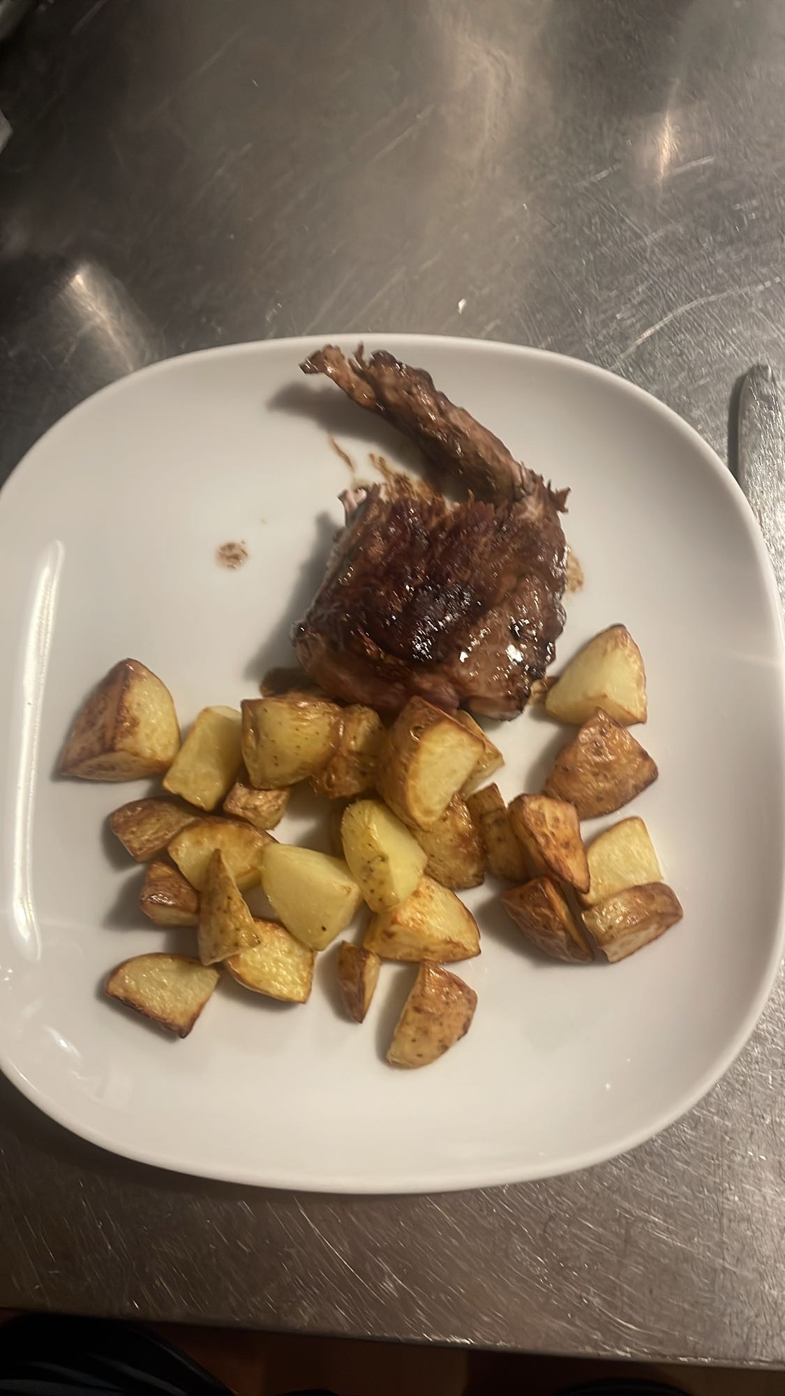 Biff med ugnspotatis