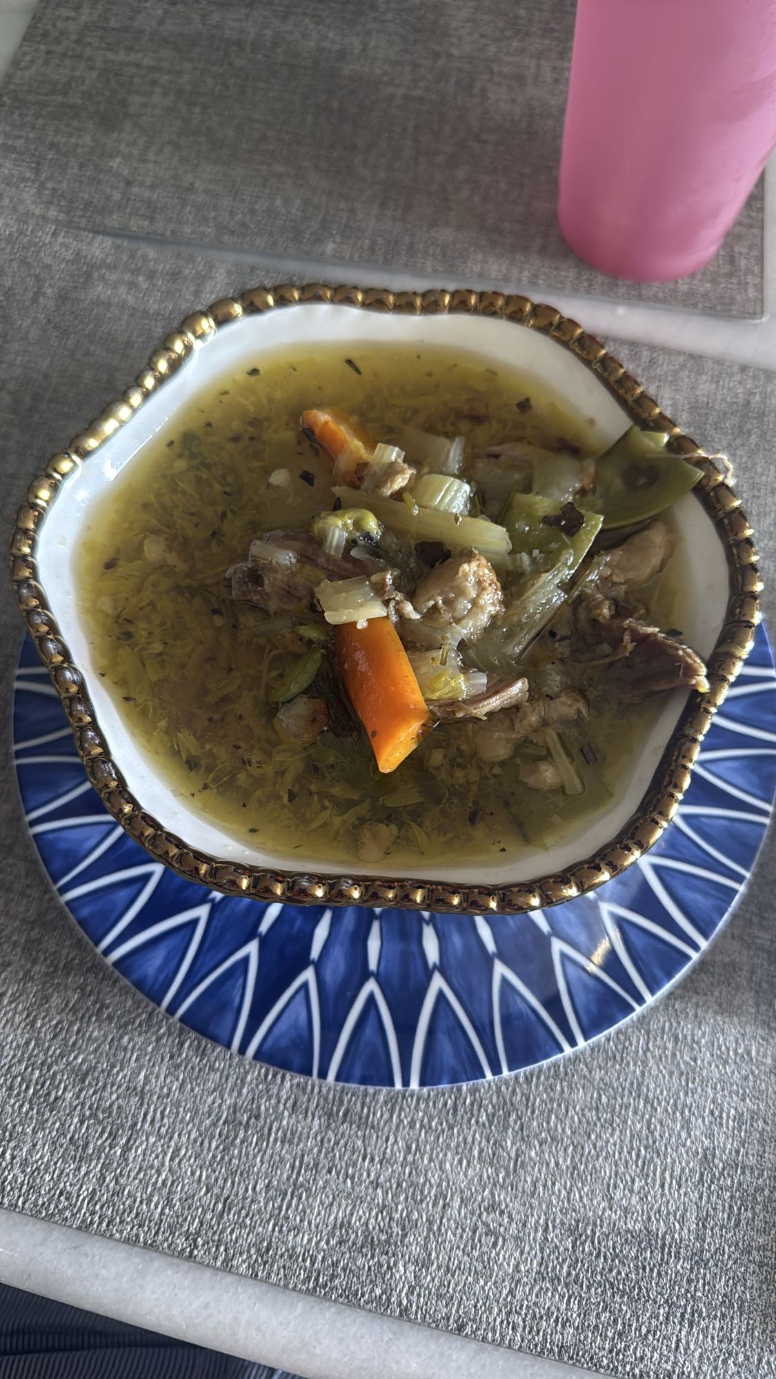 sopa de carne y verduras