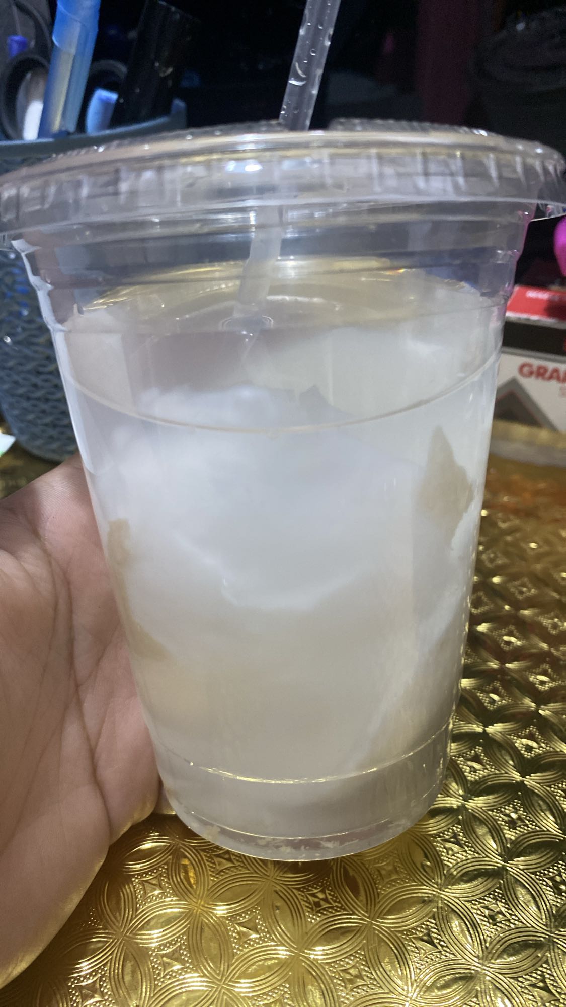 agua de coco con pulpa