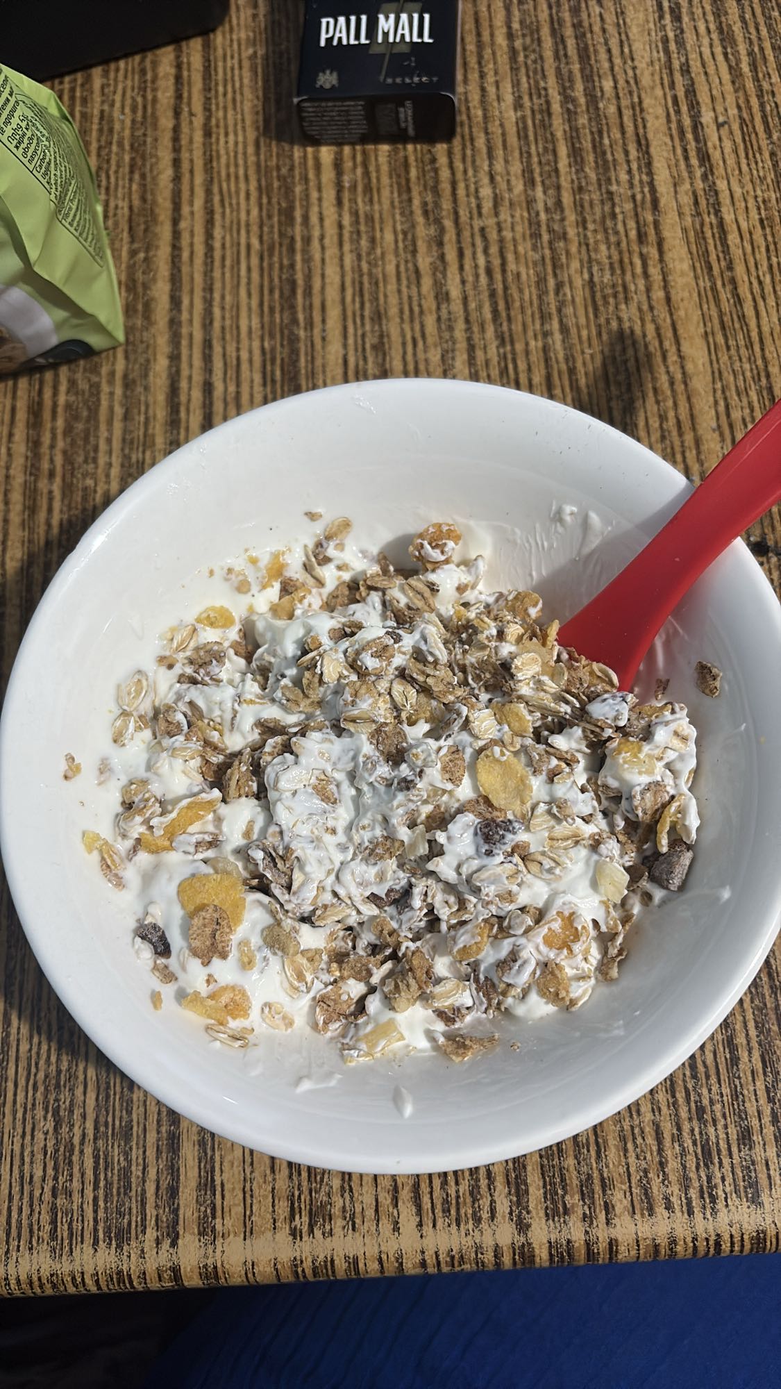 Muesli cu iaurt