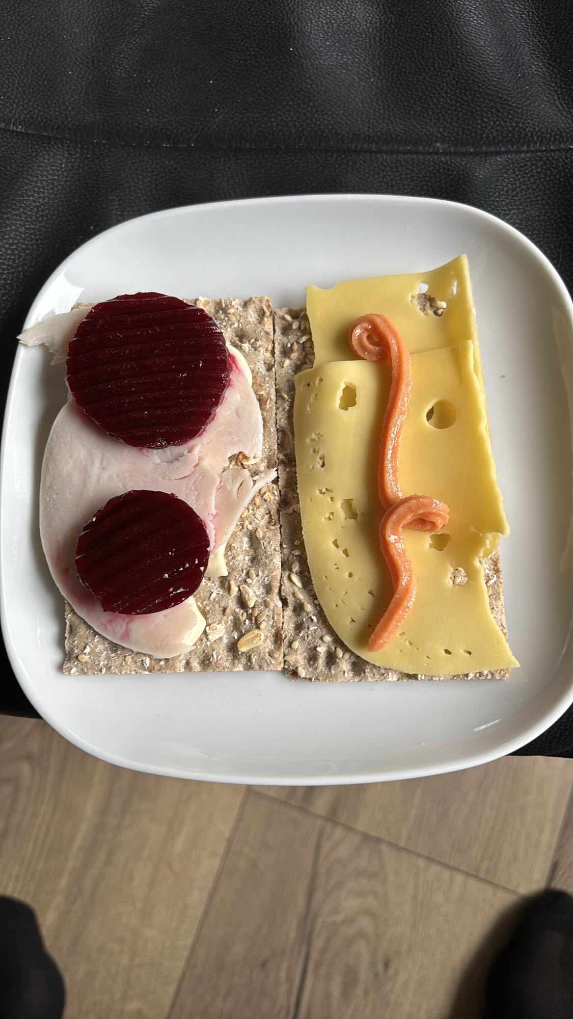 Knekkebrød med pålegg