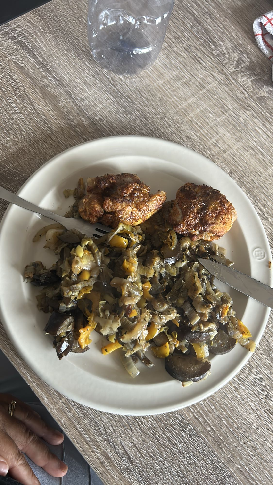 Poulet et légumes sautés