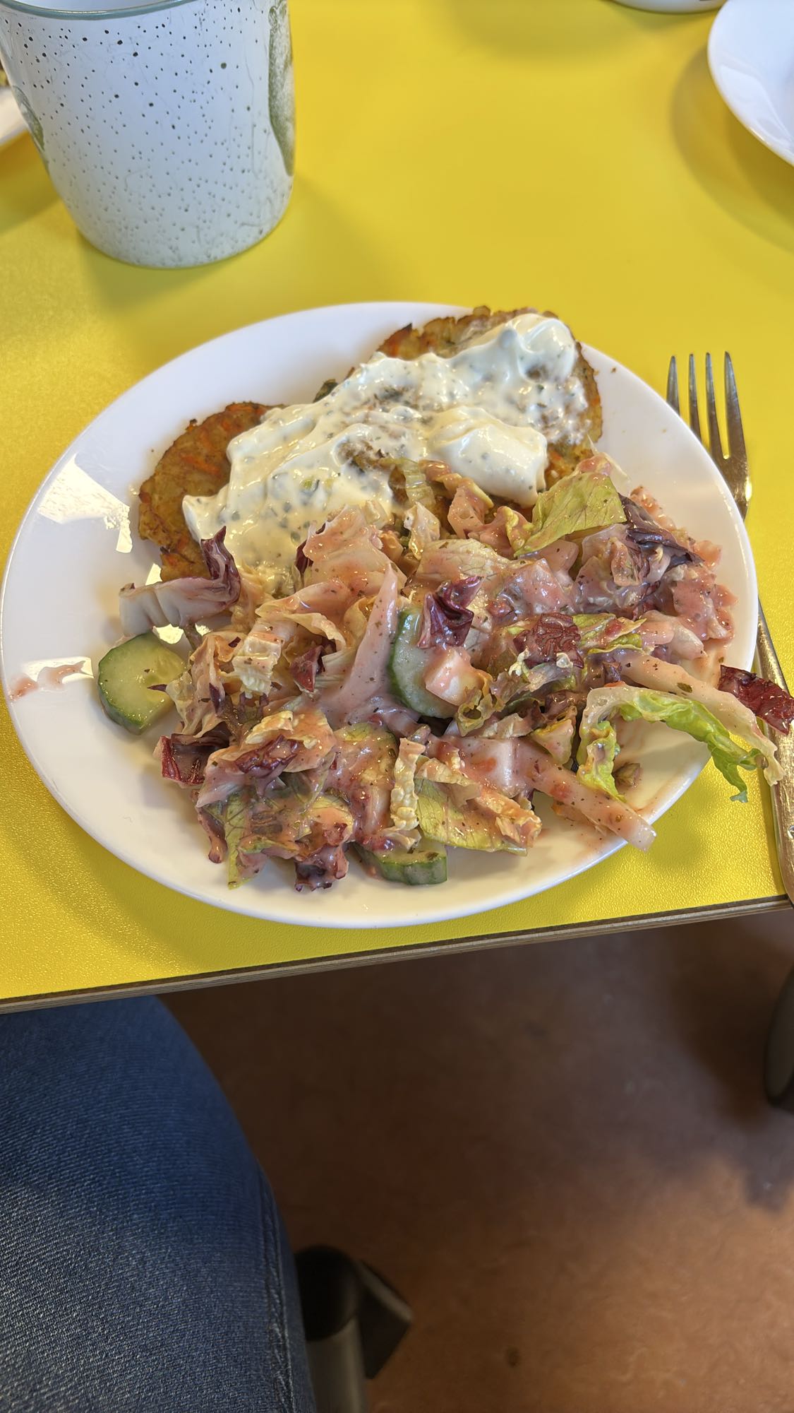 Kartoffelpuffer mit Salat