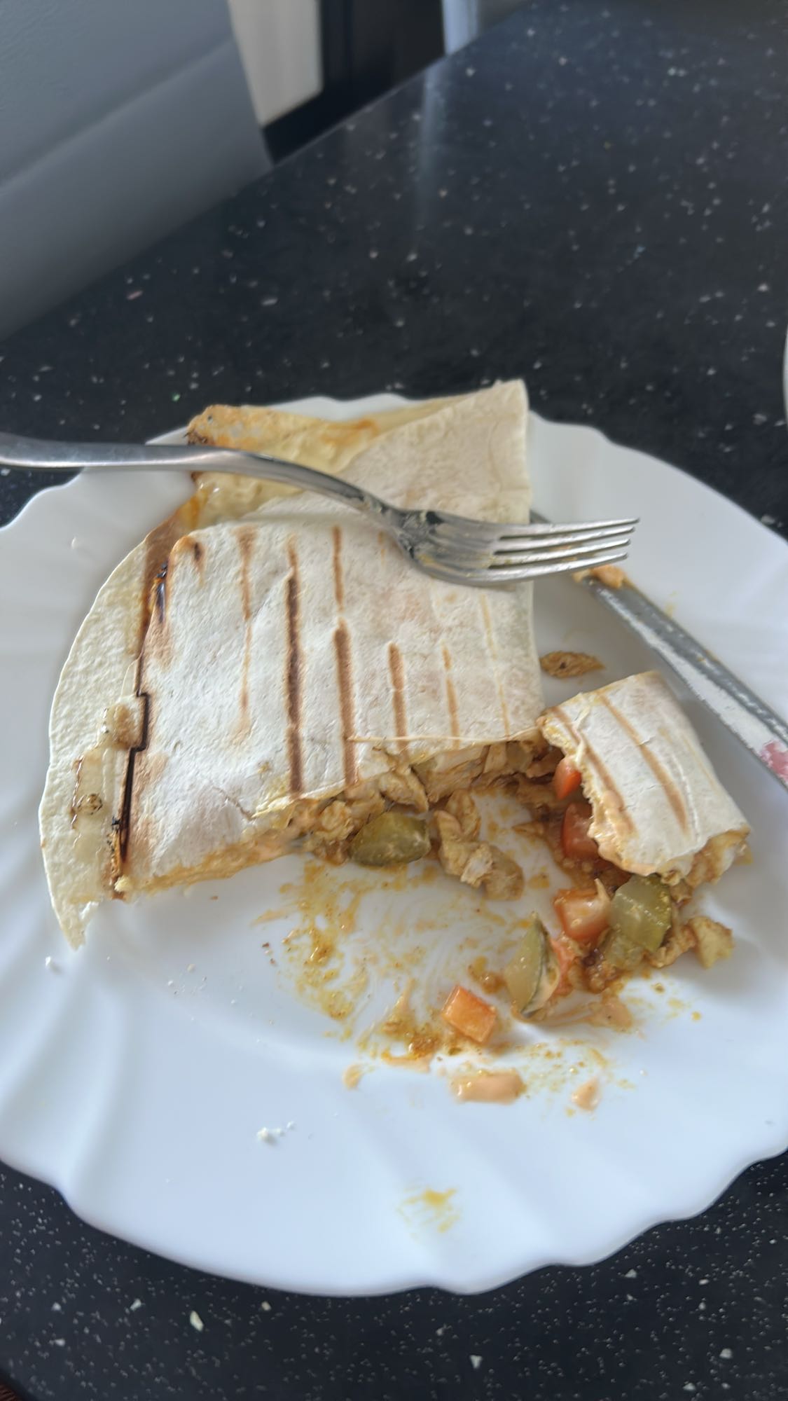 Grillowana tortilla z kurczakiem