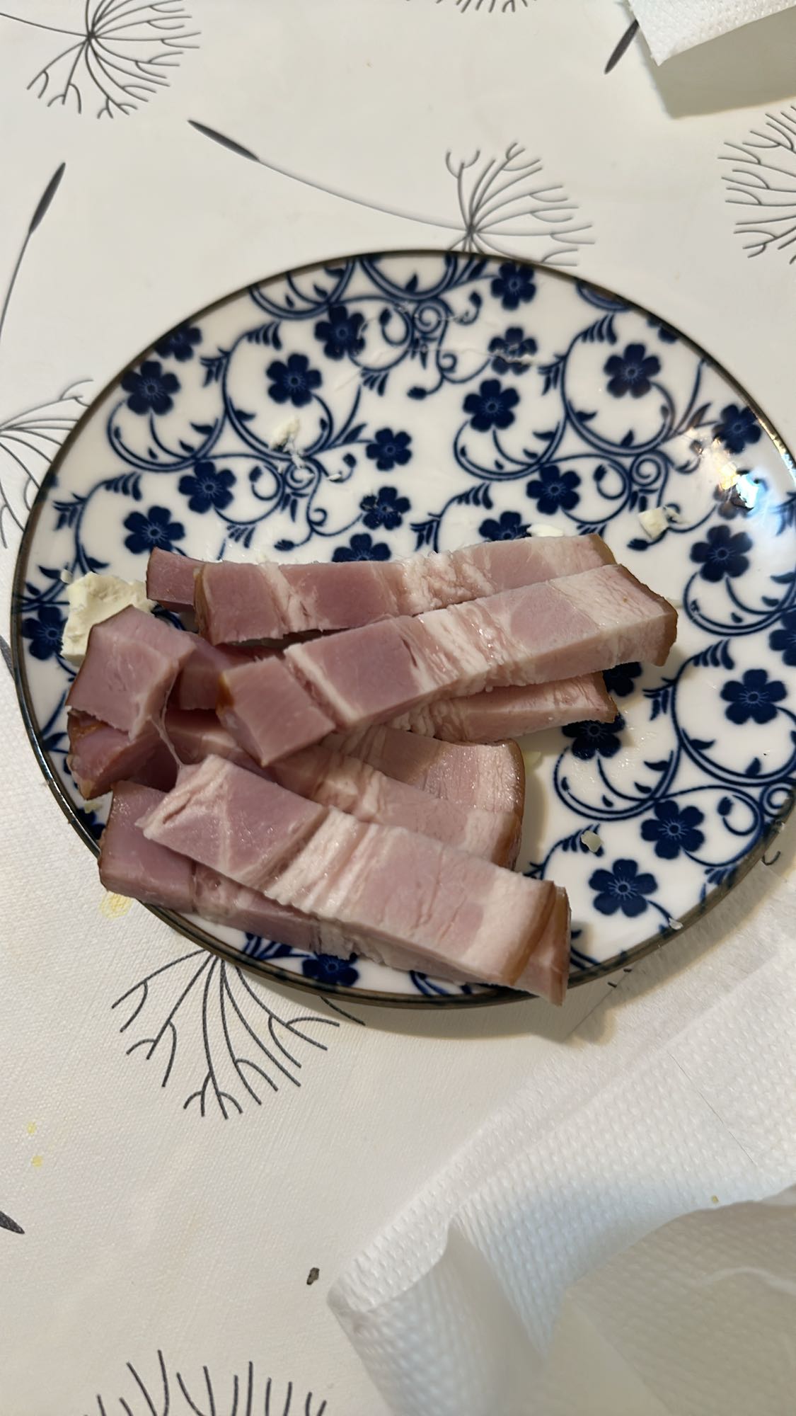 Sliced smoked ham
