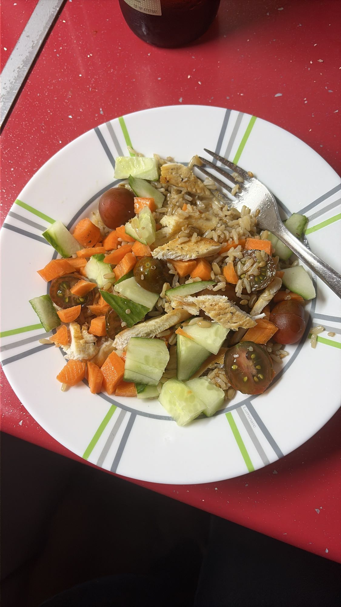 Ensalada de arroz y pollo