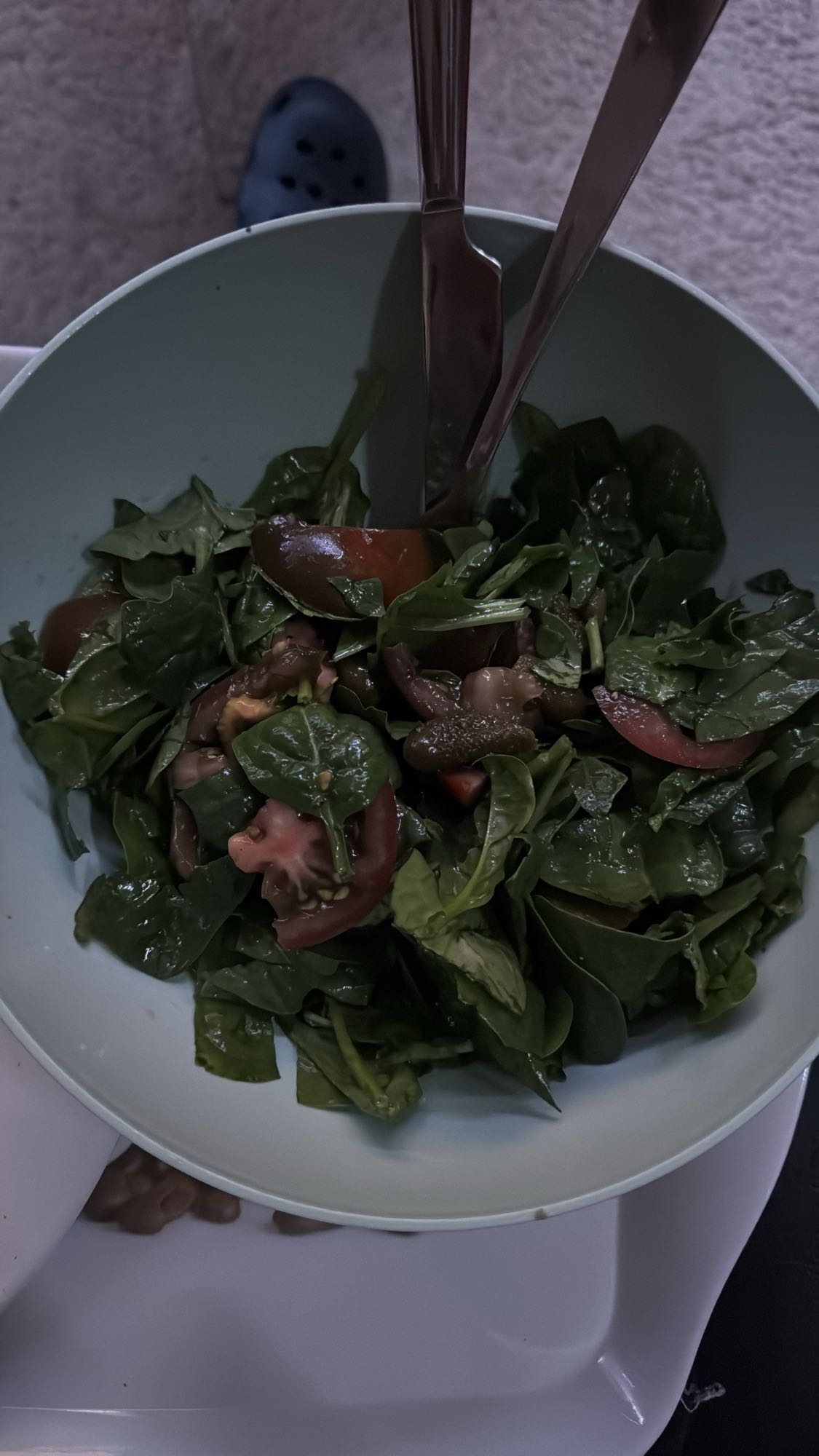 ensalada de espinaca y tomate