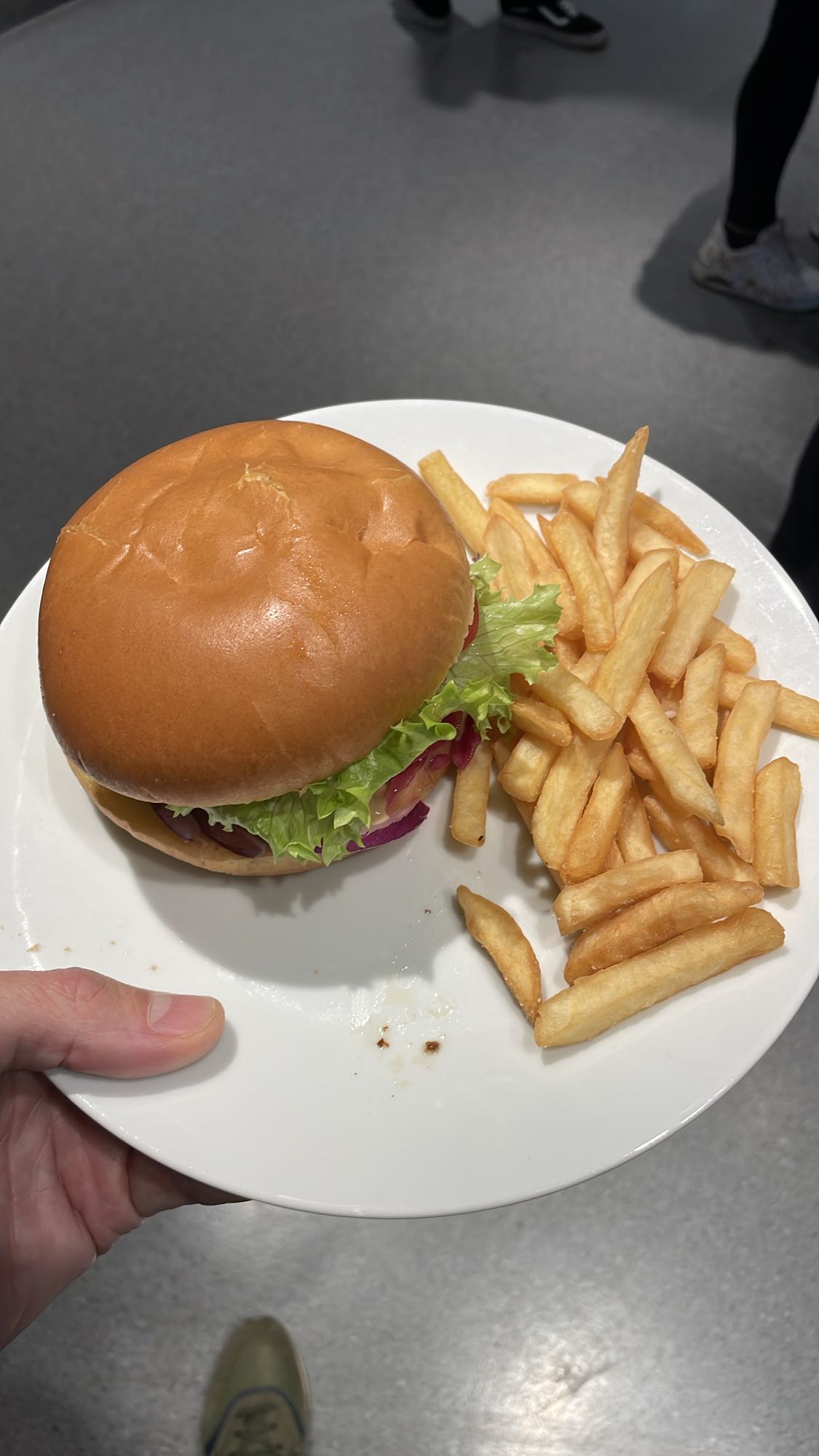 Hamburgare med pommes