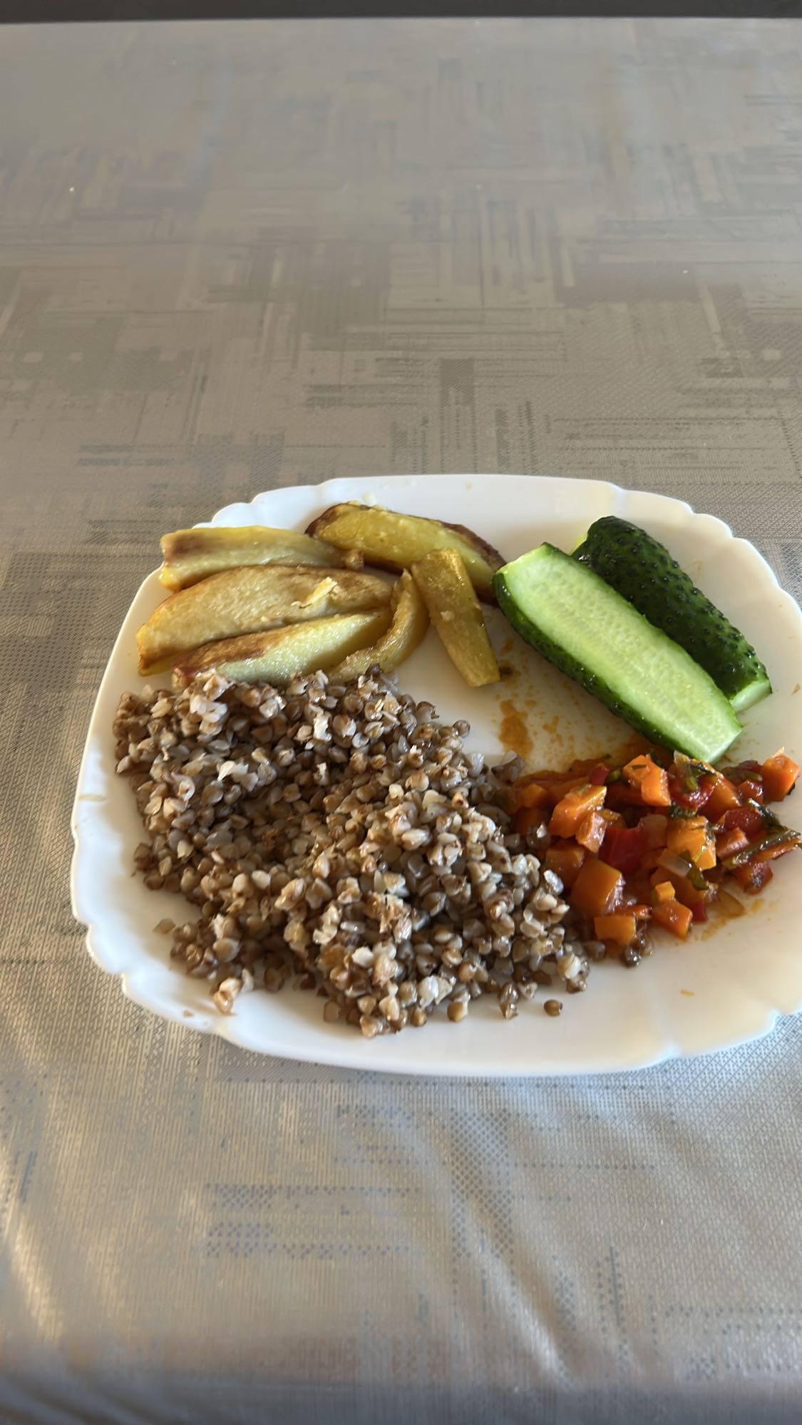 гречка с овощами и картофелем