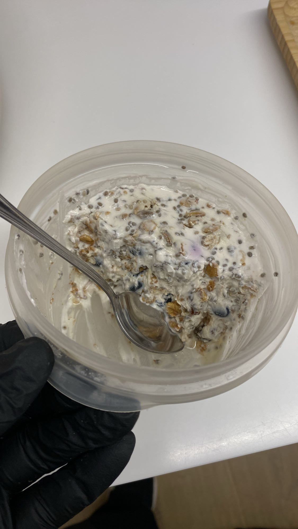 avena con yogur y frutas