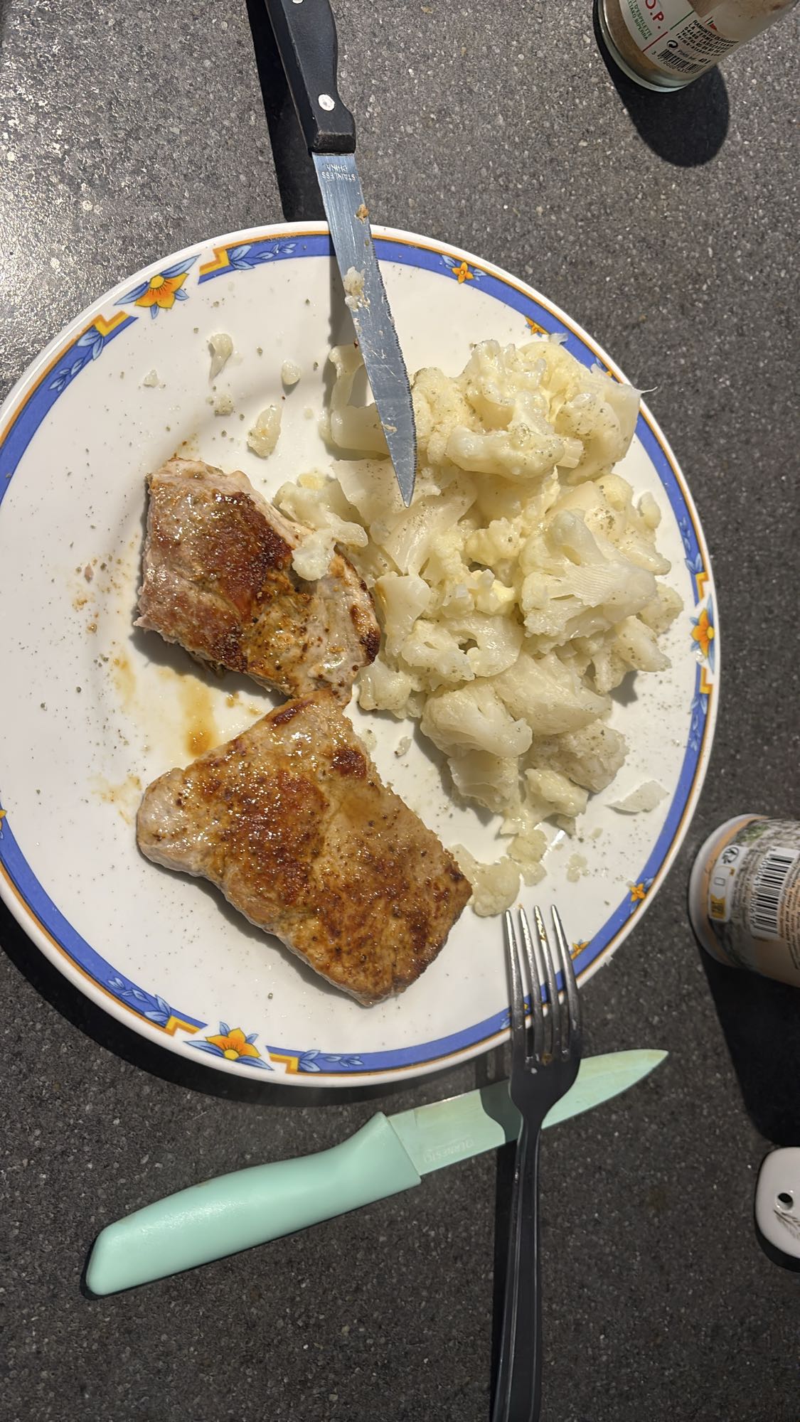 Veau grillé et chou-fleur