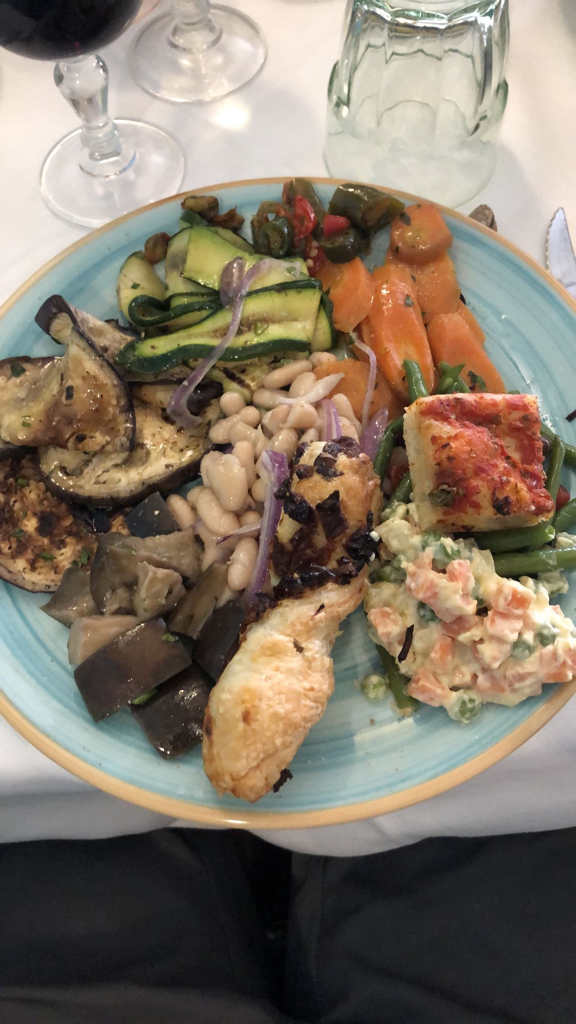 Assiette méditerranéenne