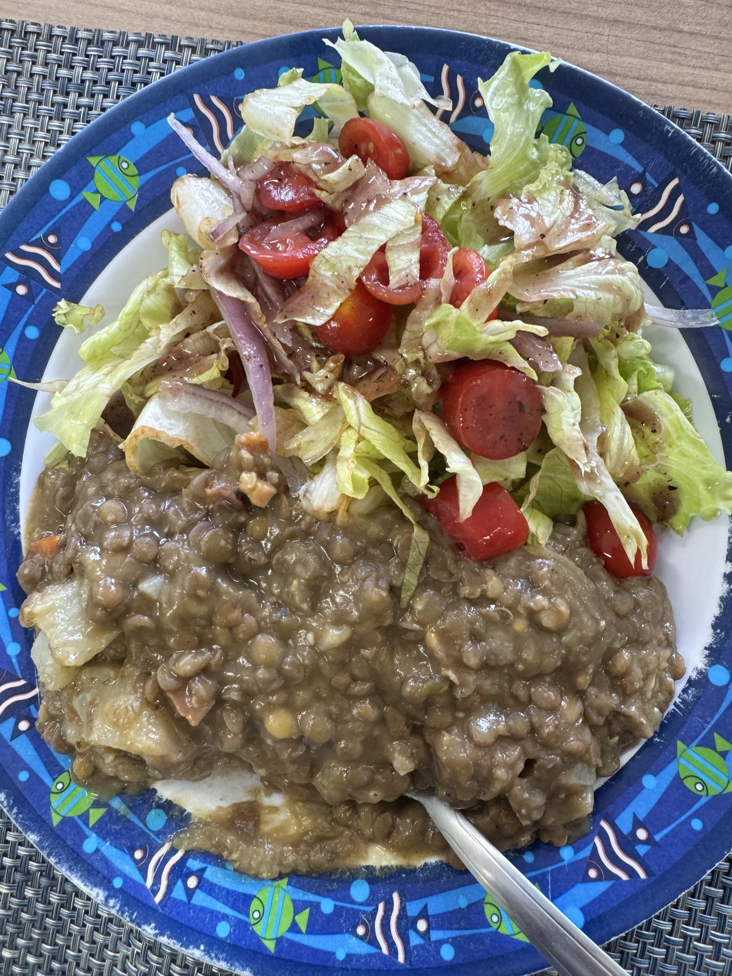 Lentilhas com salada