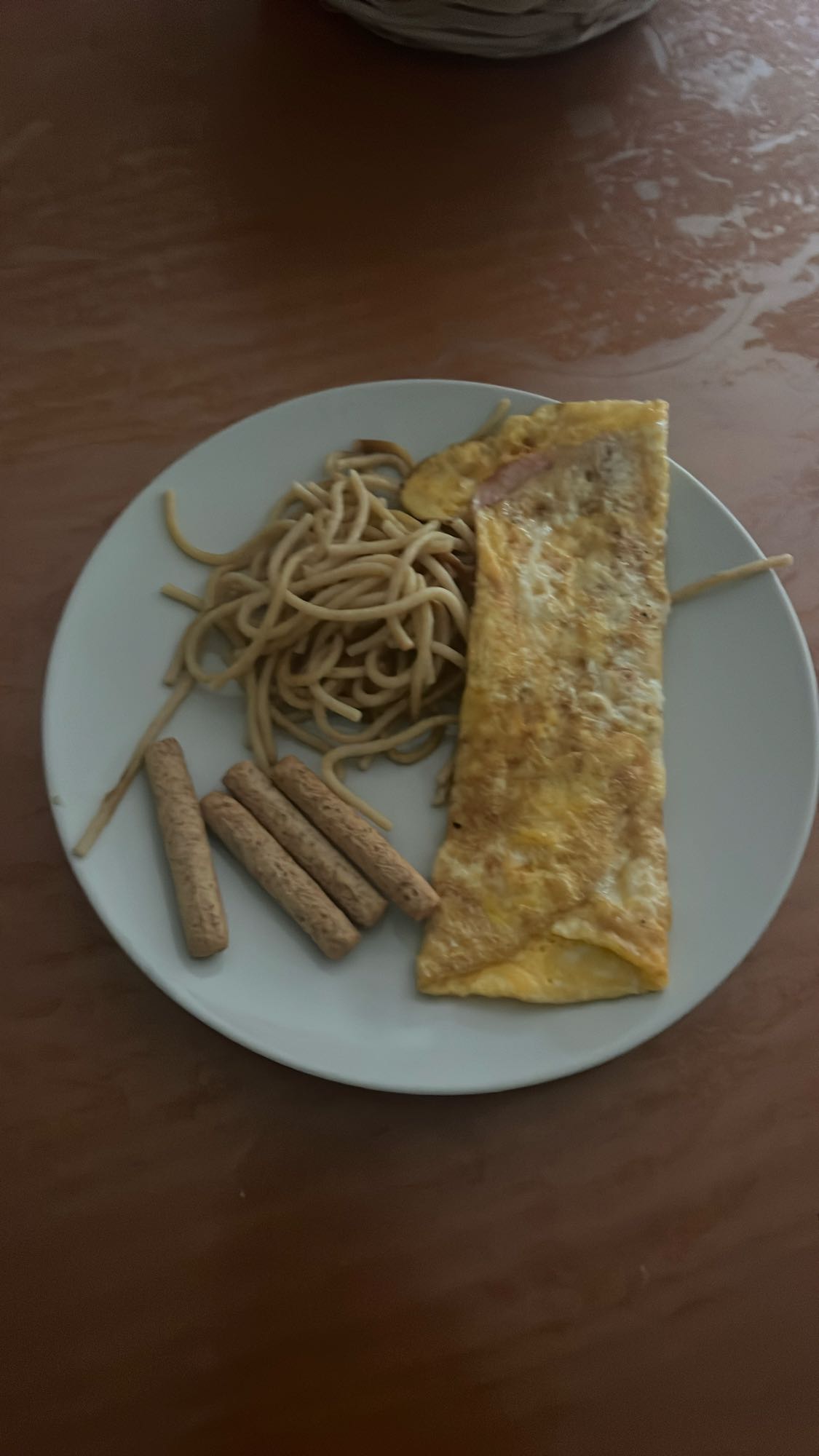 Tortilla con fideos