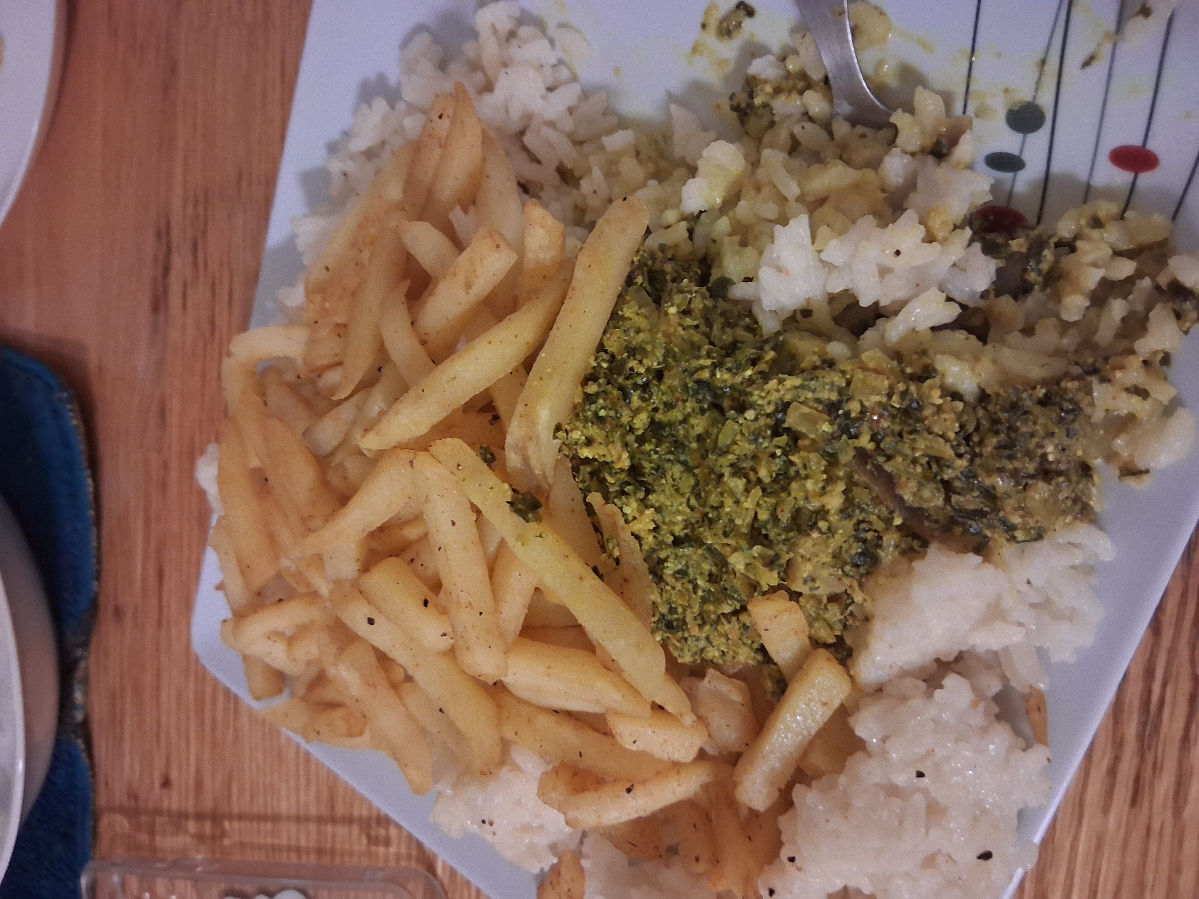 Ris och pommes tallrik