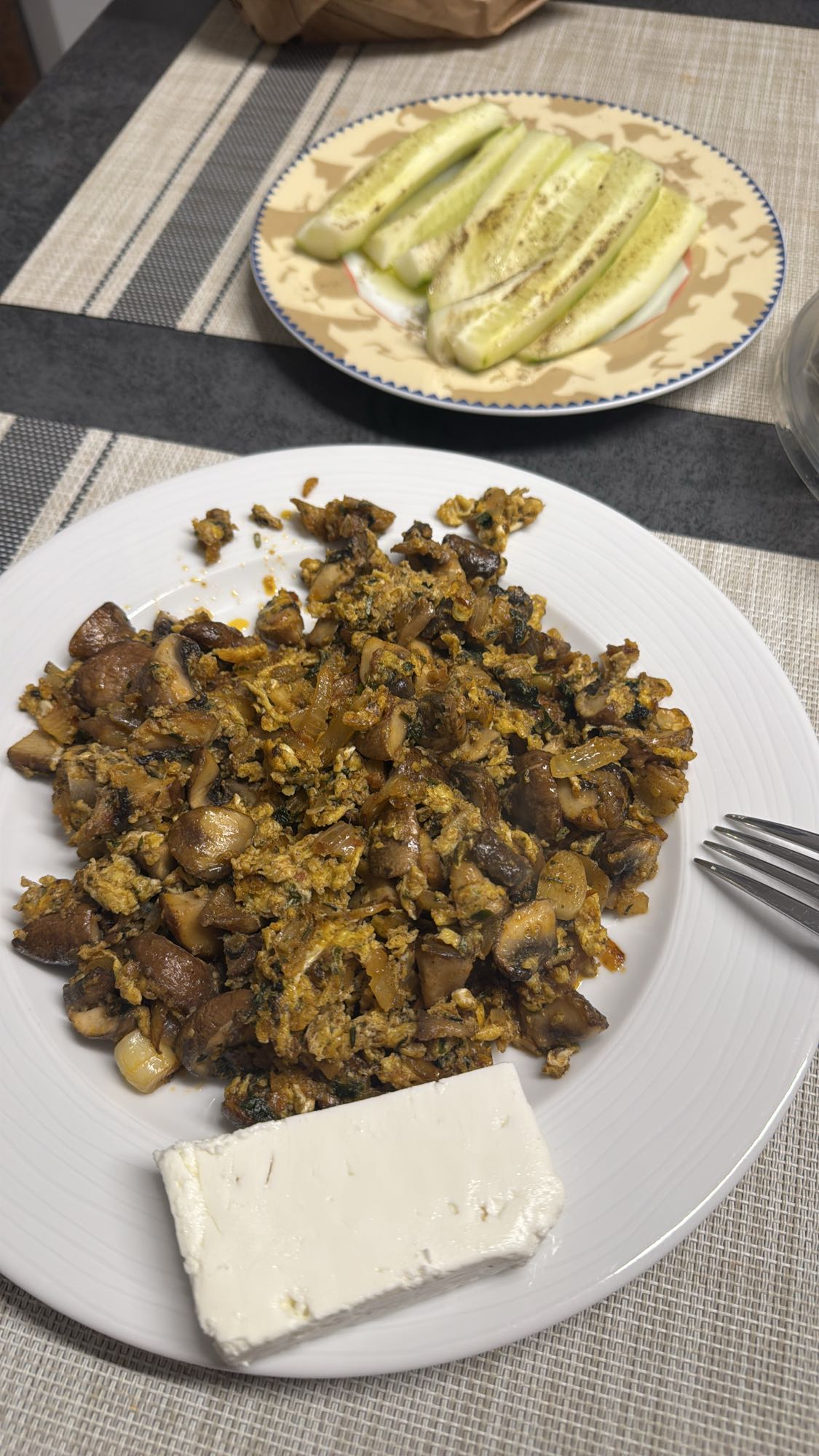 Mantar ve Yumurta Tabağı