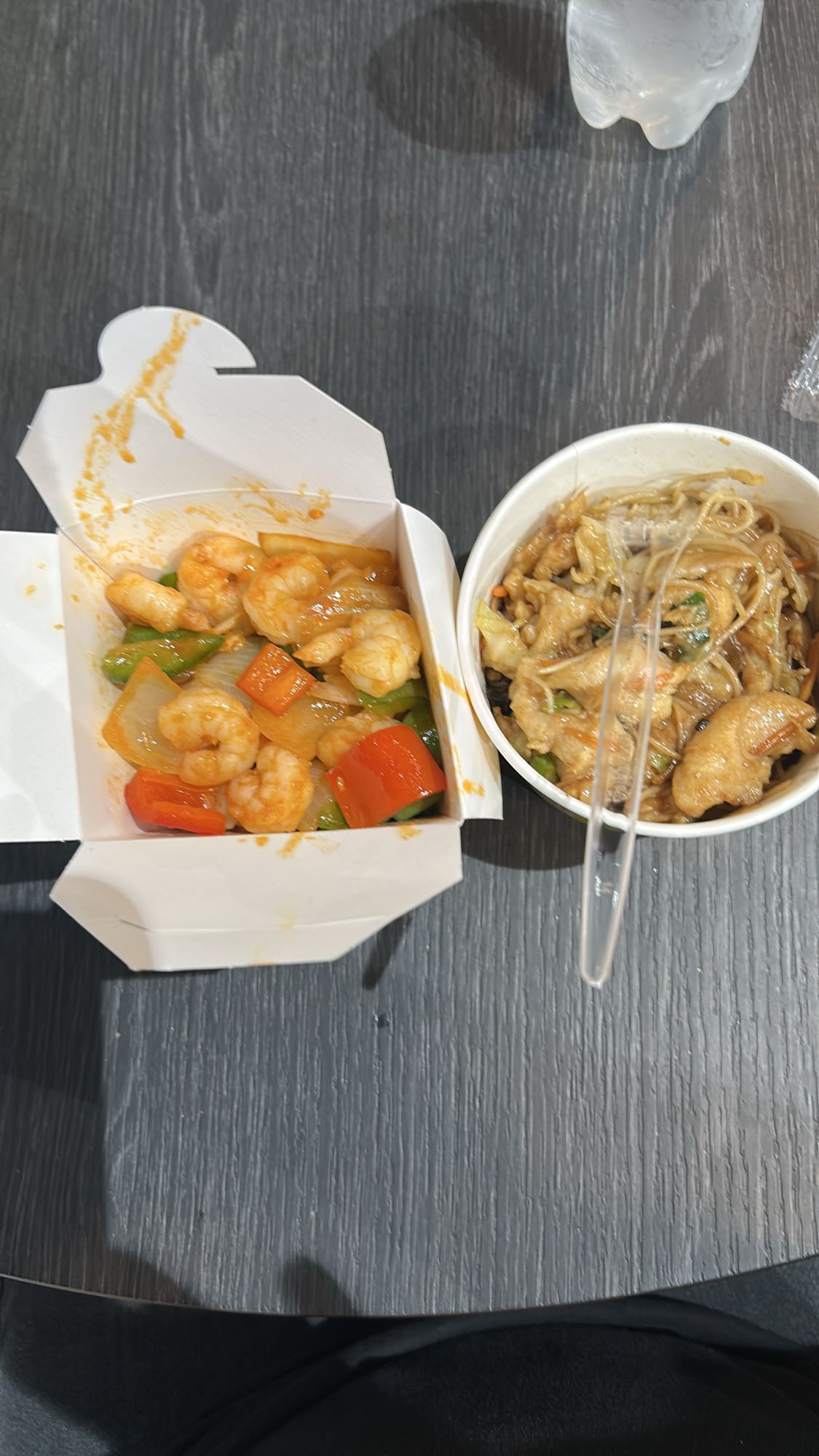 Creveți și tăiței asiatici