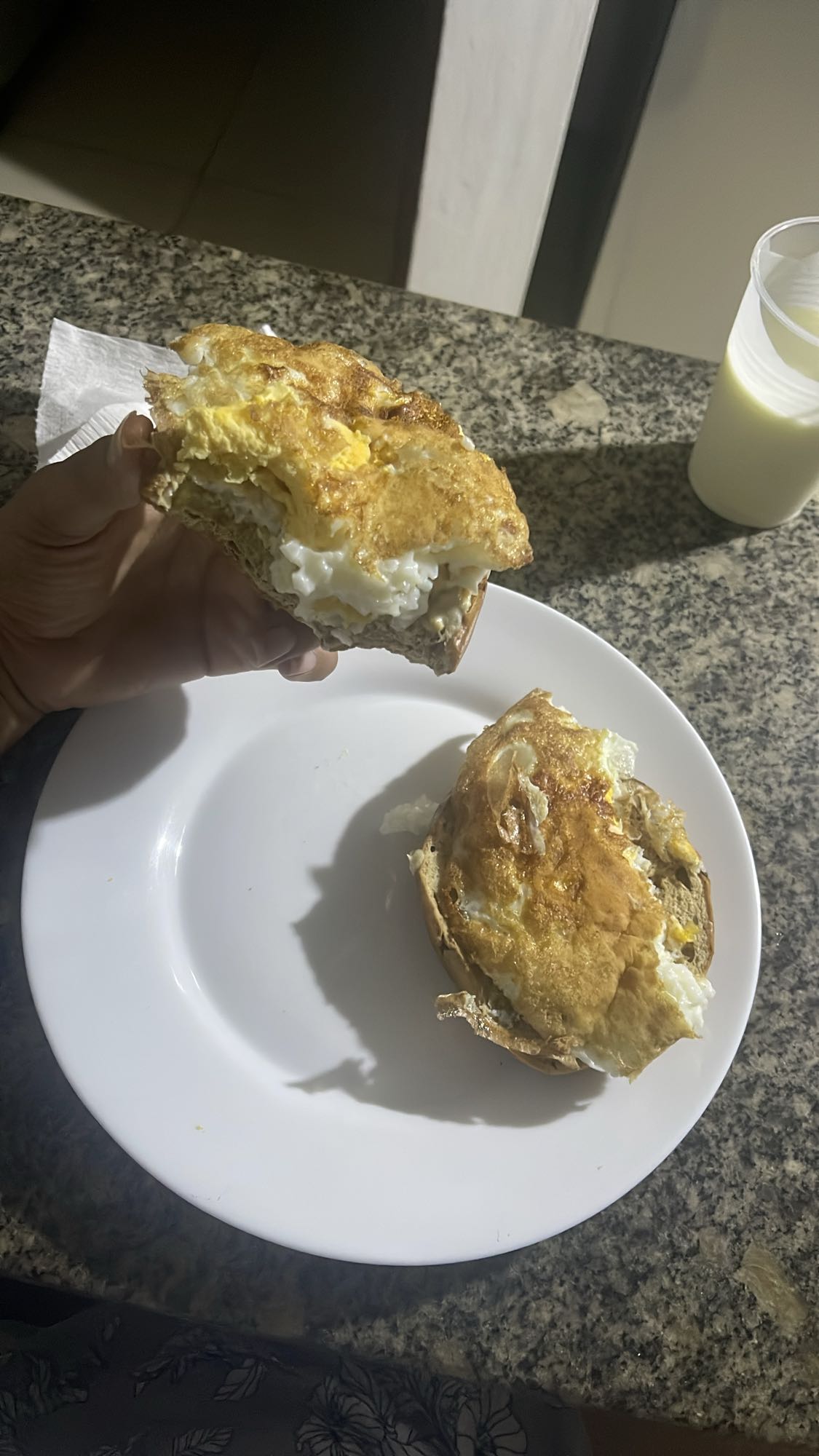 Sándwich de huevo