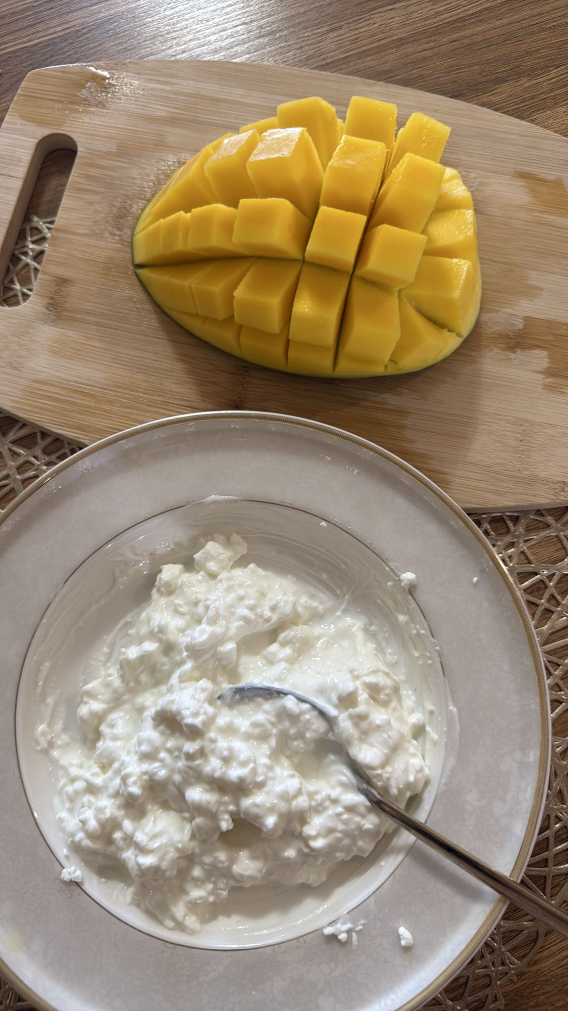Творог с манго