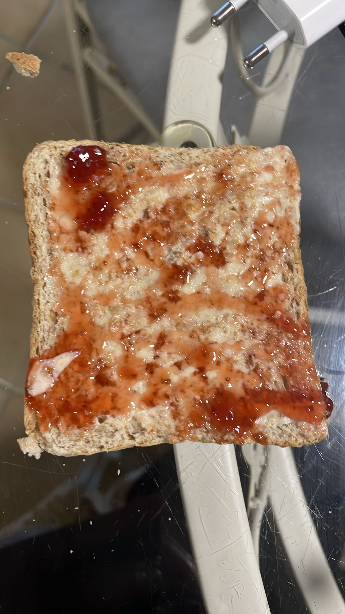 Tartine confiture beurre