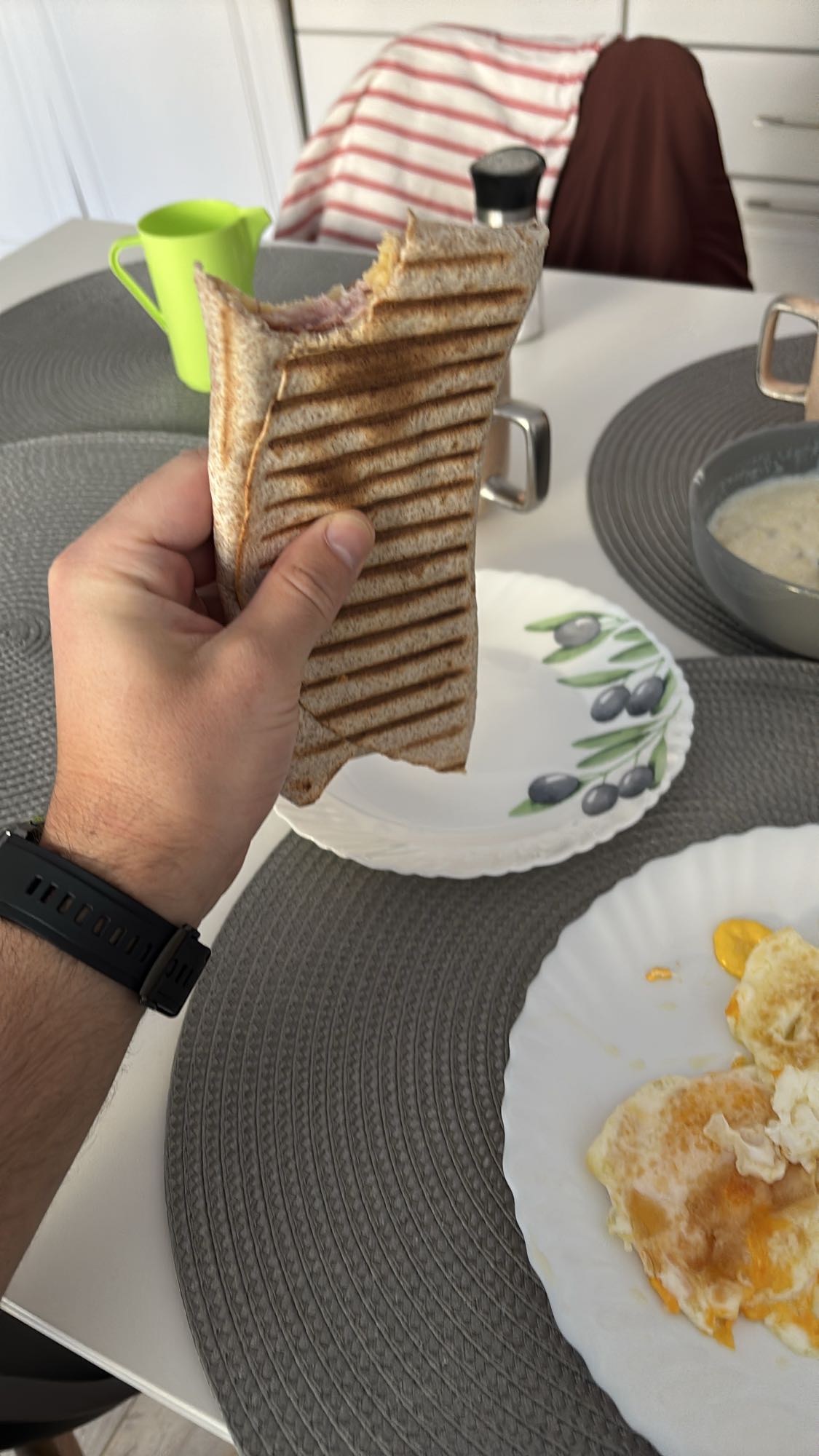 Tost z jajkami