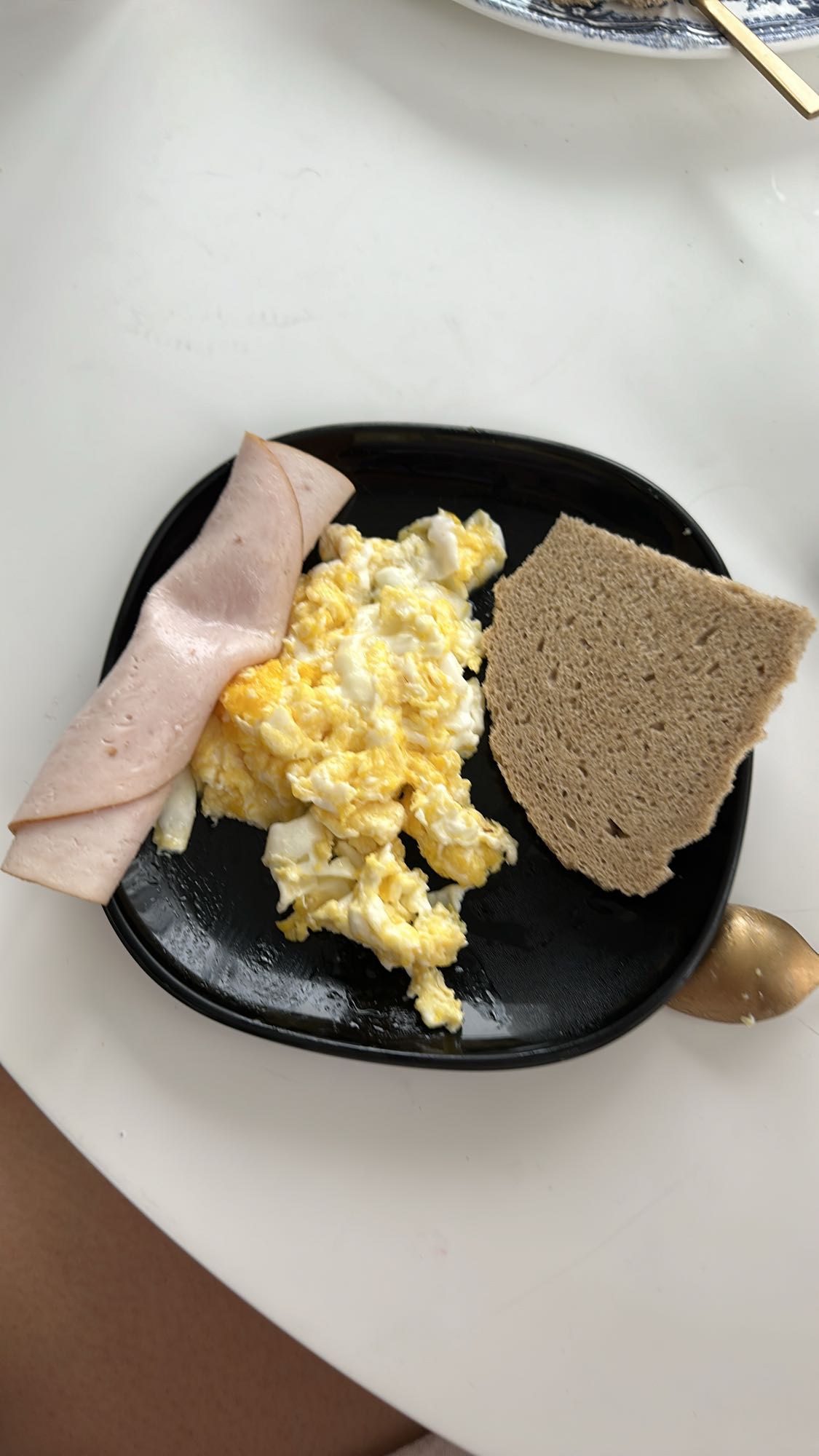 Mic dejun rapid cu ouă