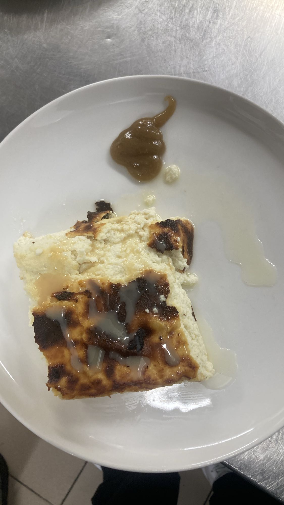 творожная запеканка с соусом