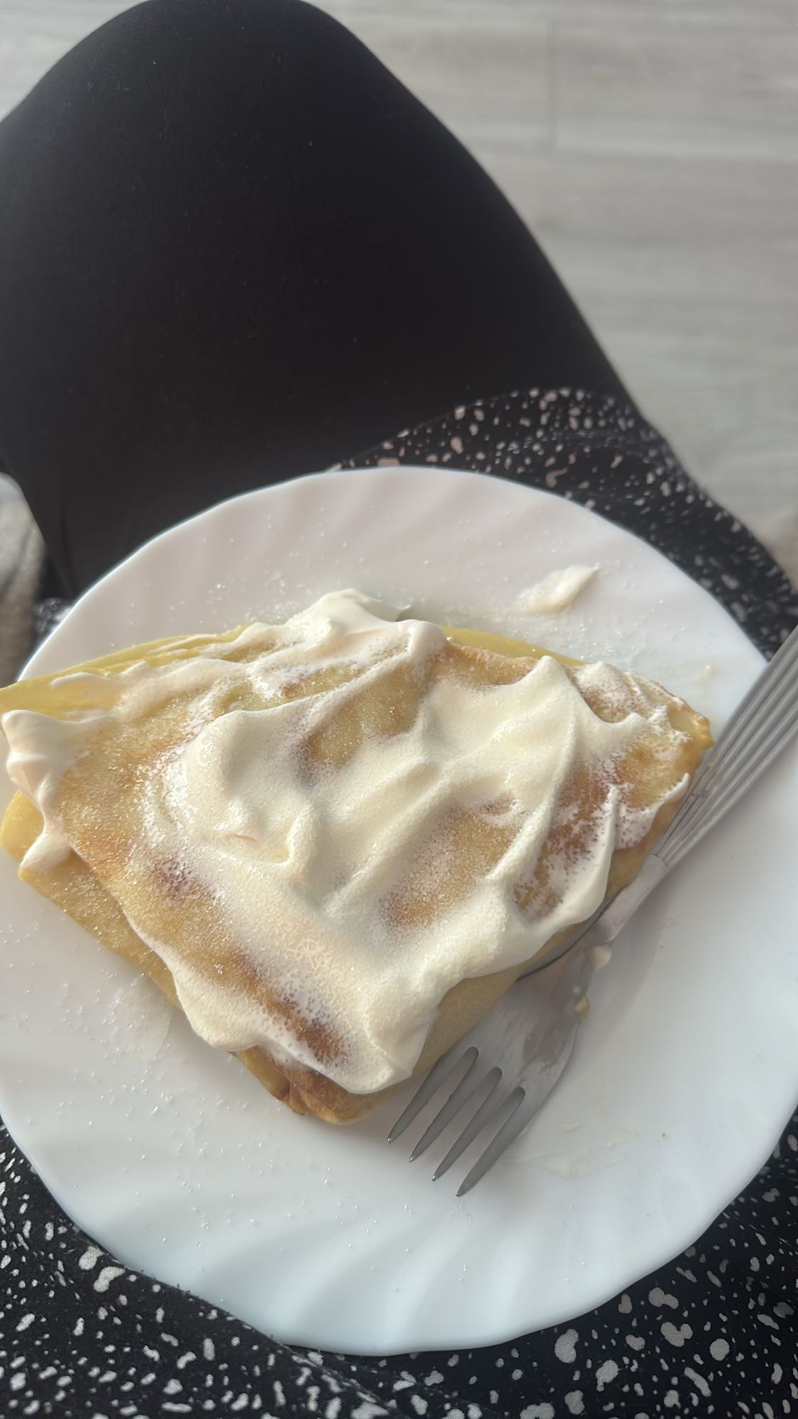 Naleśniki z bitą śmietaną