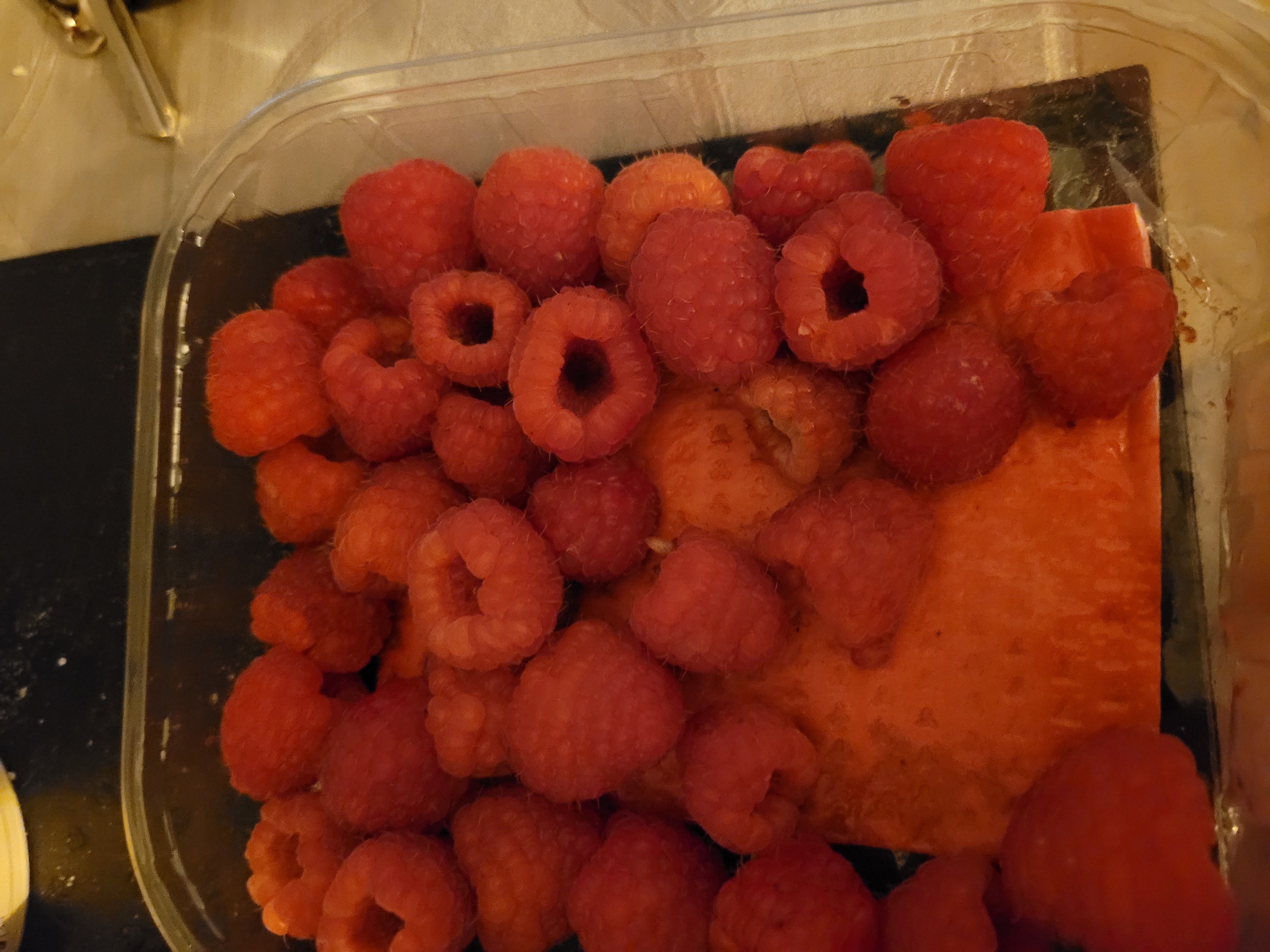 Framboises et pastèque