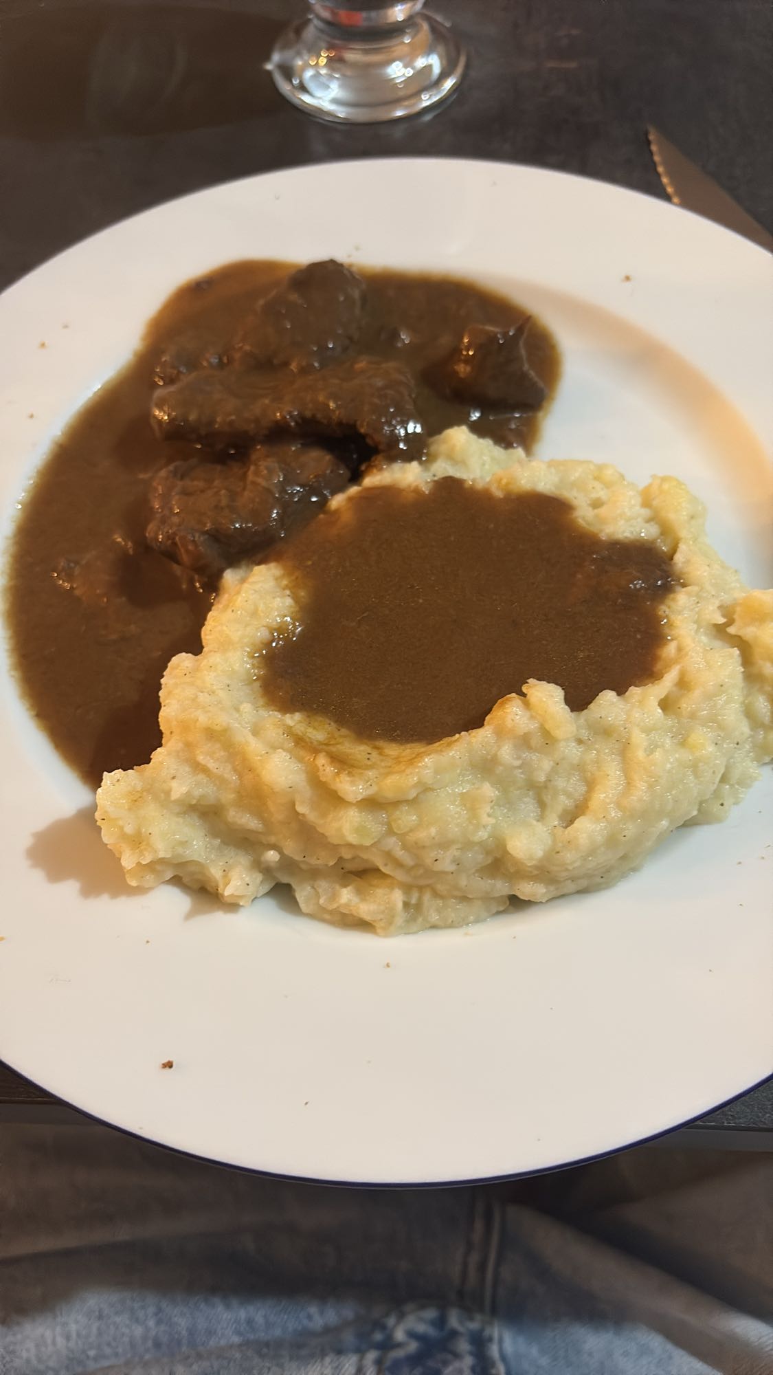 Boeuf sauce et purée